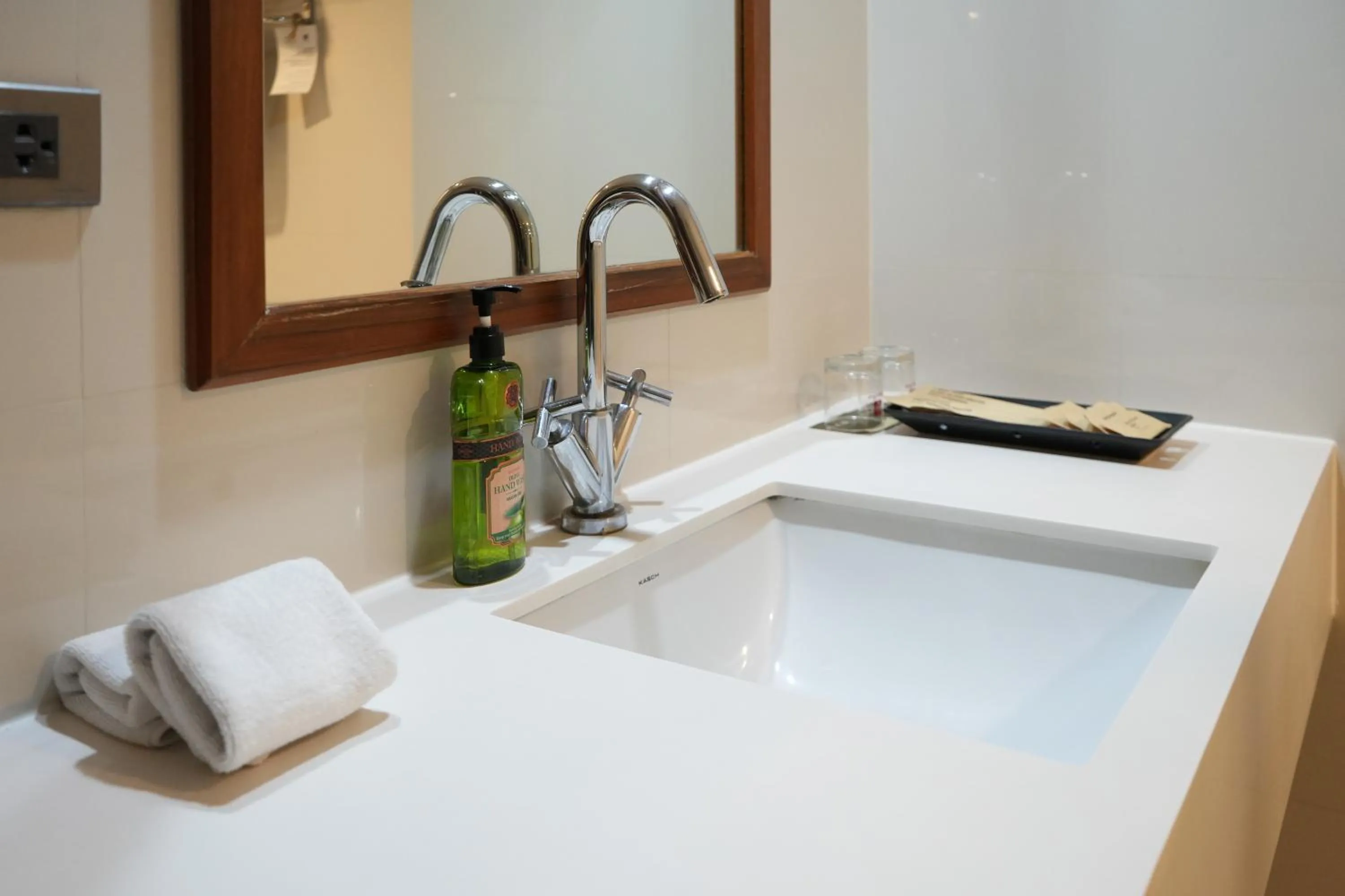 Bathroom in Royal Suite Hotel Bangkok