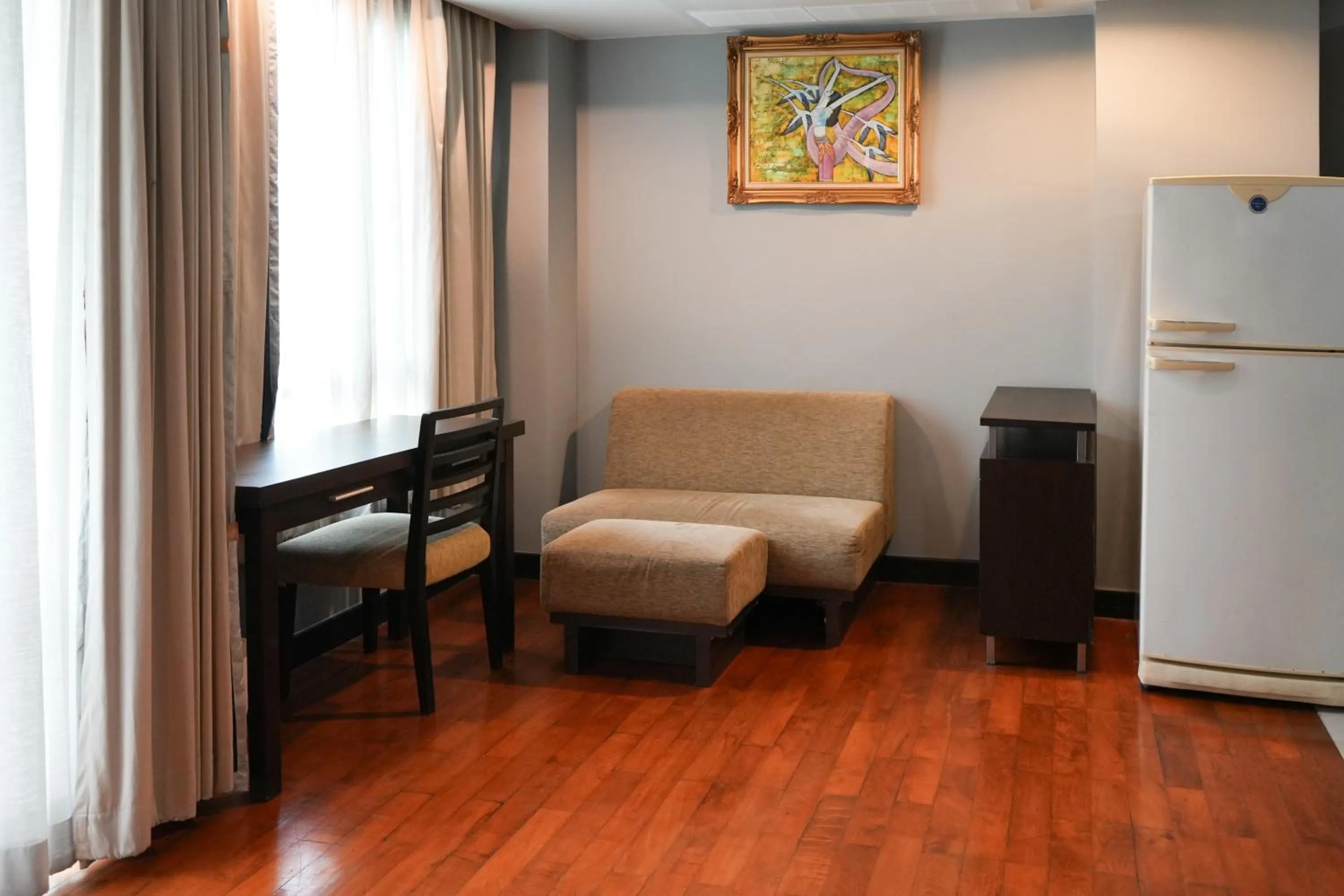 Seating area in Royal Suite Hotel Bangkok