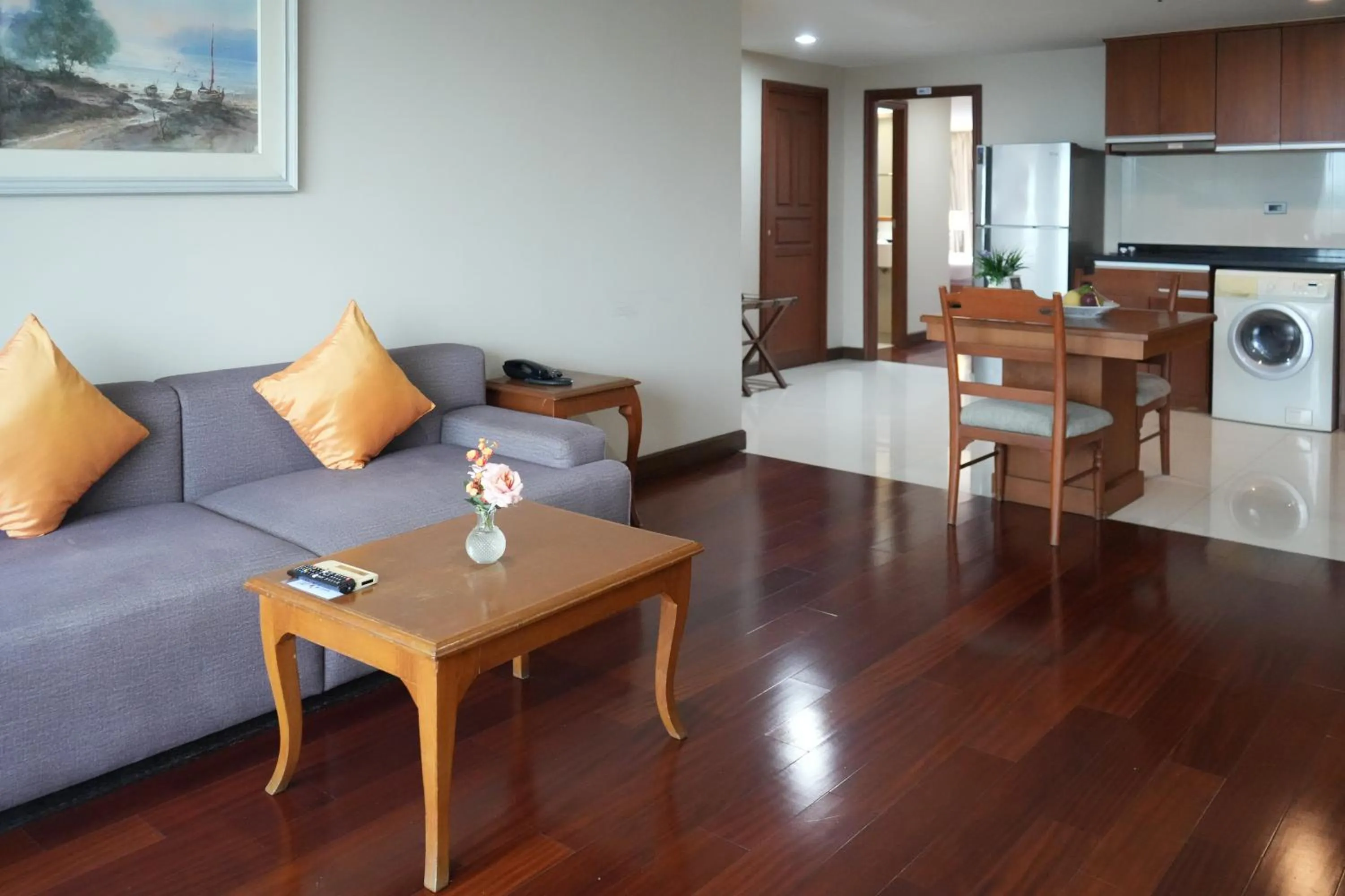 Seating area in Royal Suite Hotel Bangkok