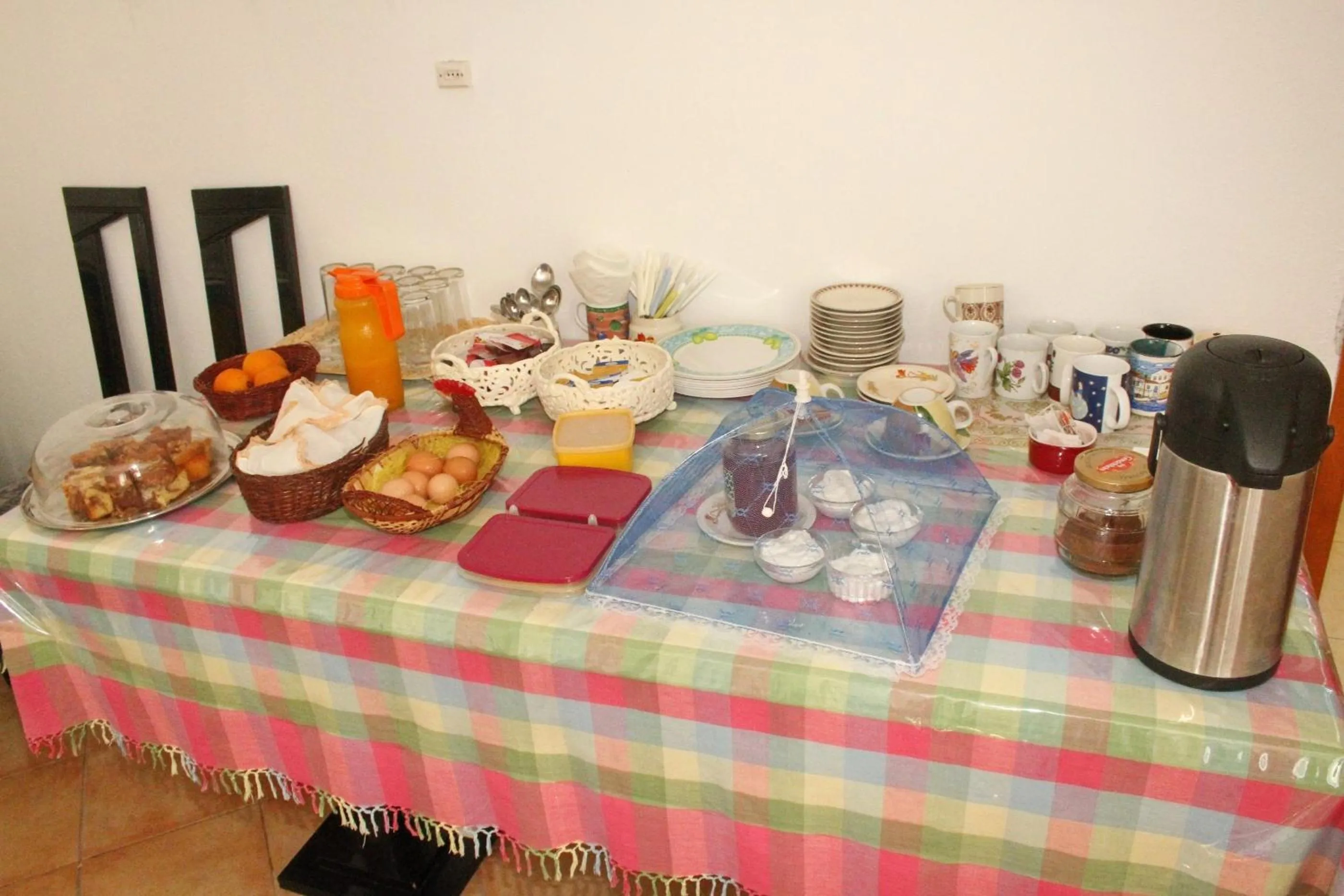 Coffee/tea facilities in Nikos Hotel