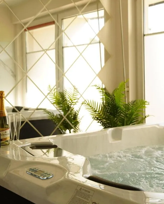 Hot Tub in Das Landhaus