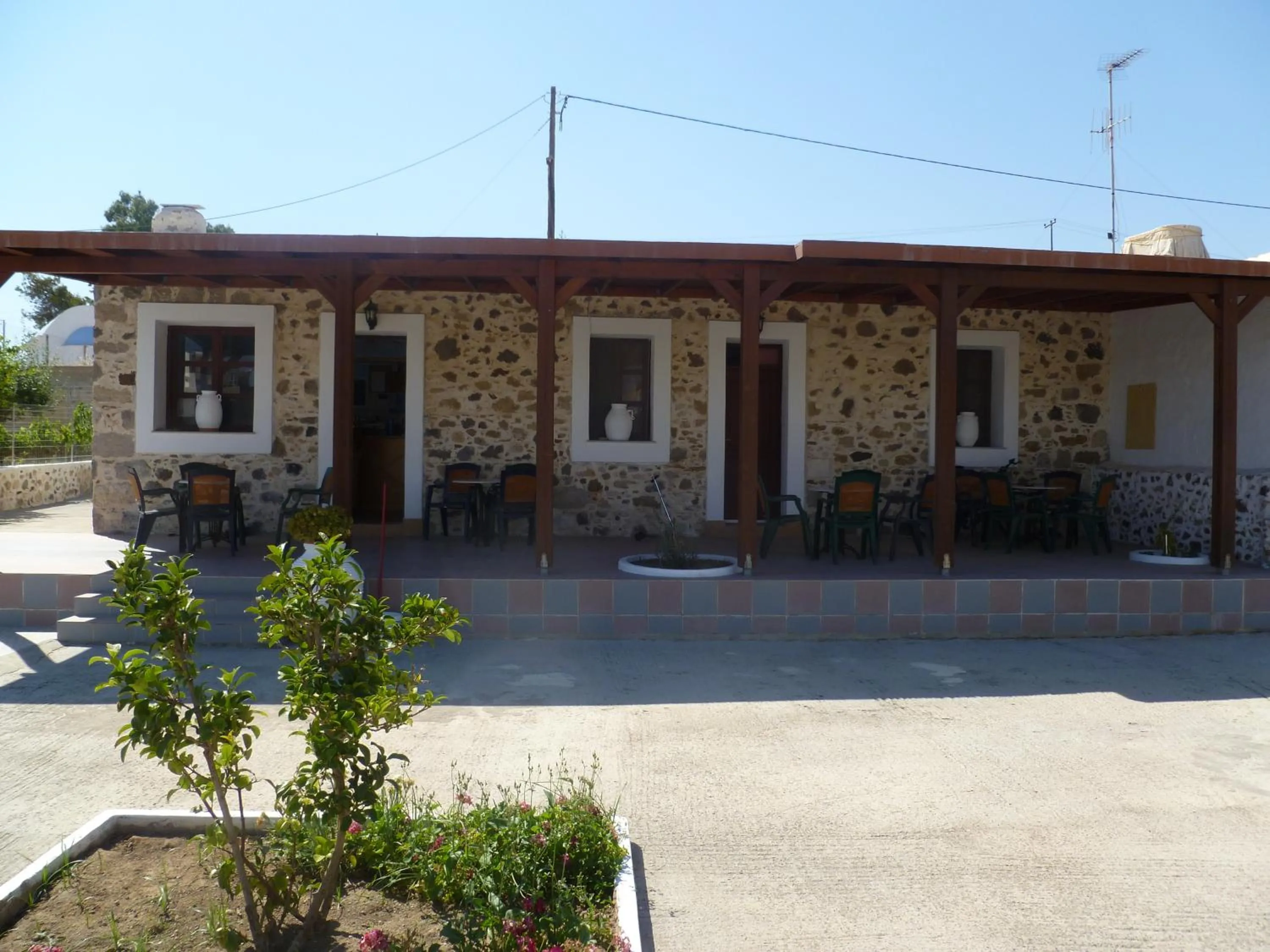 Facade/entrance in Paraschos Studios Kos