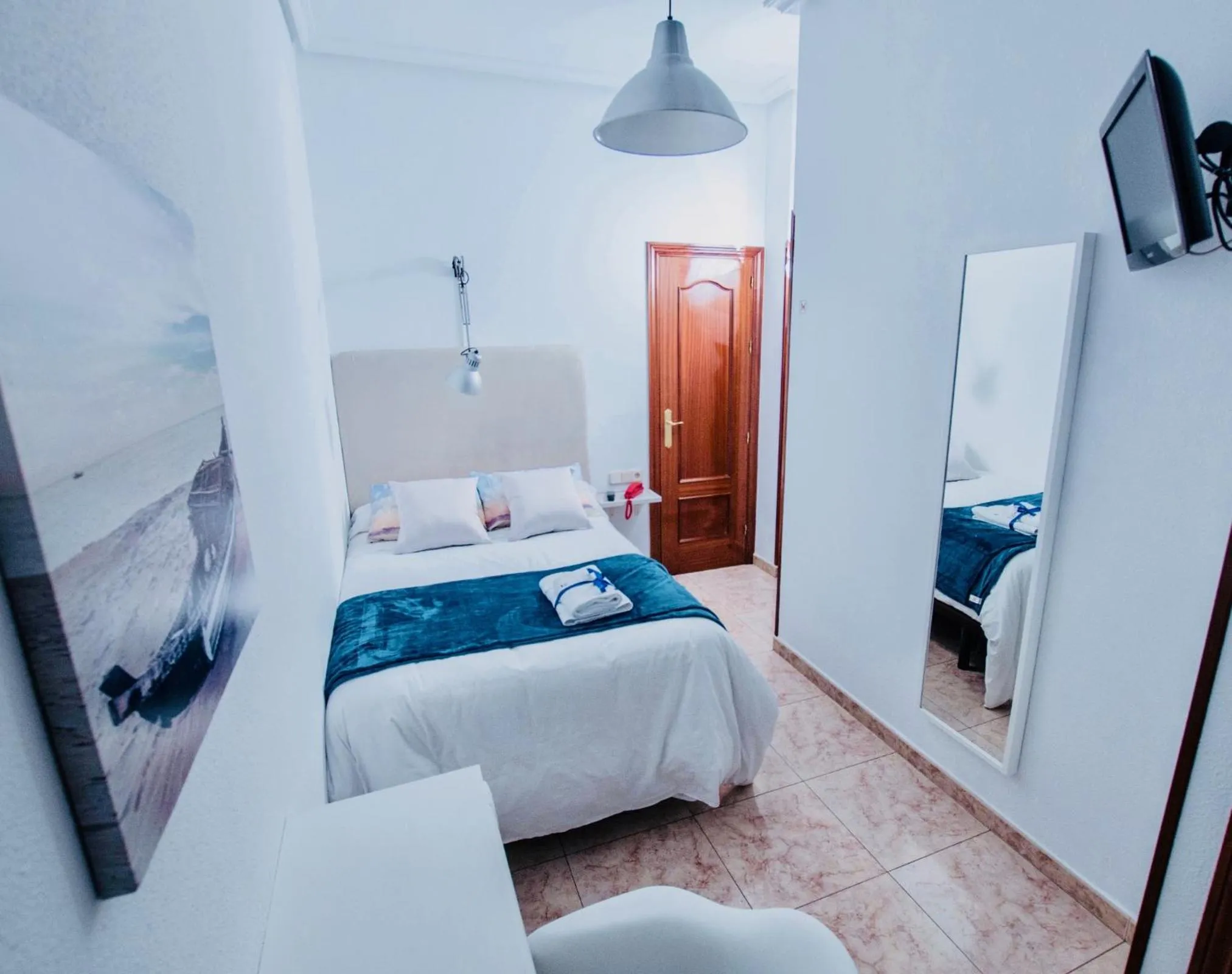 Bedroom, Bed in Vázquez de Mella Gran Vía