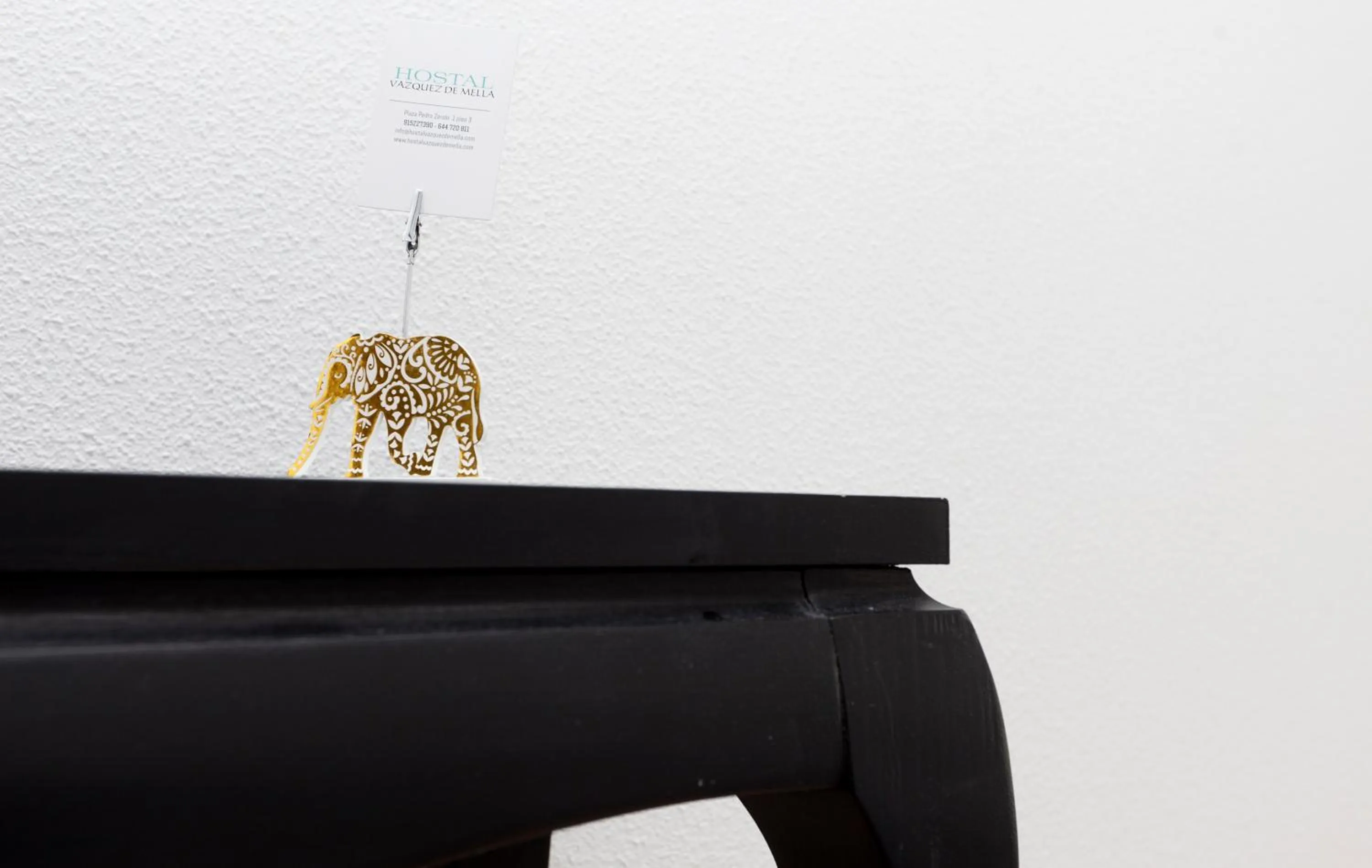 Decorative detail in Vázquez de Mella Gran Vía