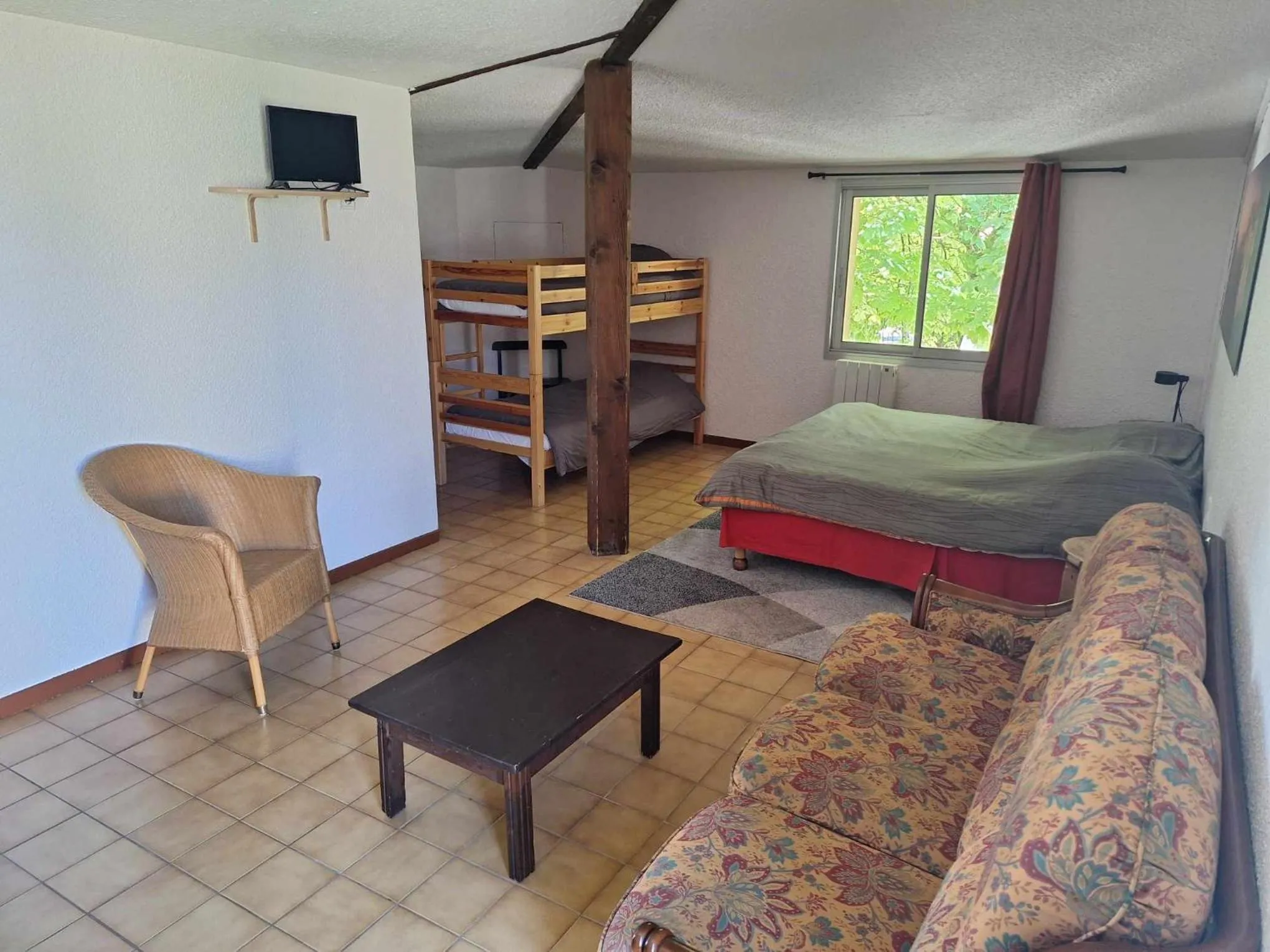 Bed in Hotel Le Connetable