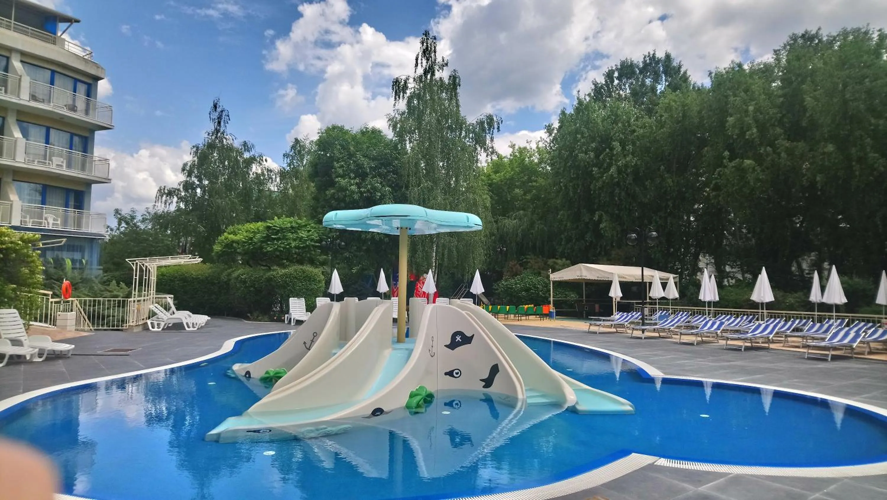 Swimming pool in Aquamarine Hotel - All Inclusive