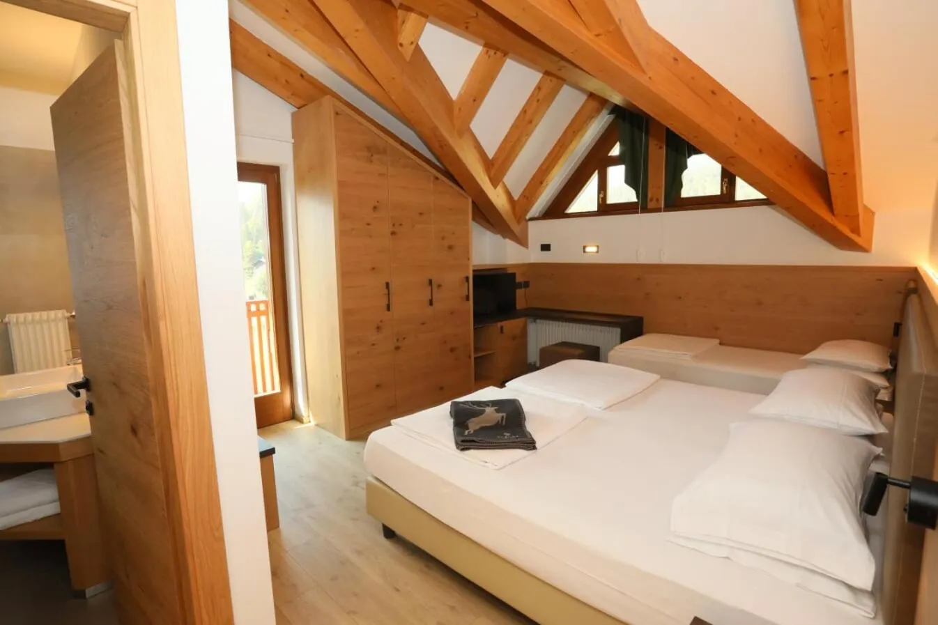 Bed in Family Hotel Serena