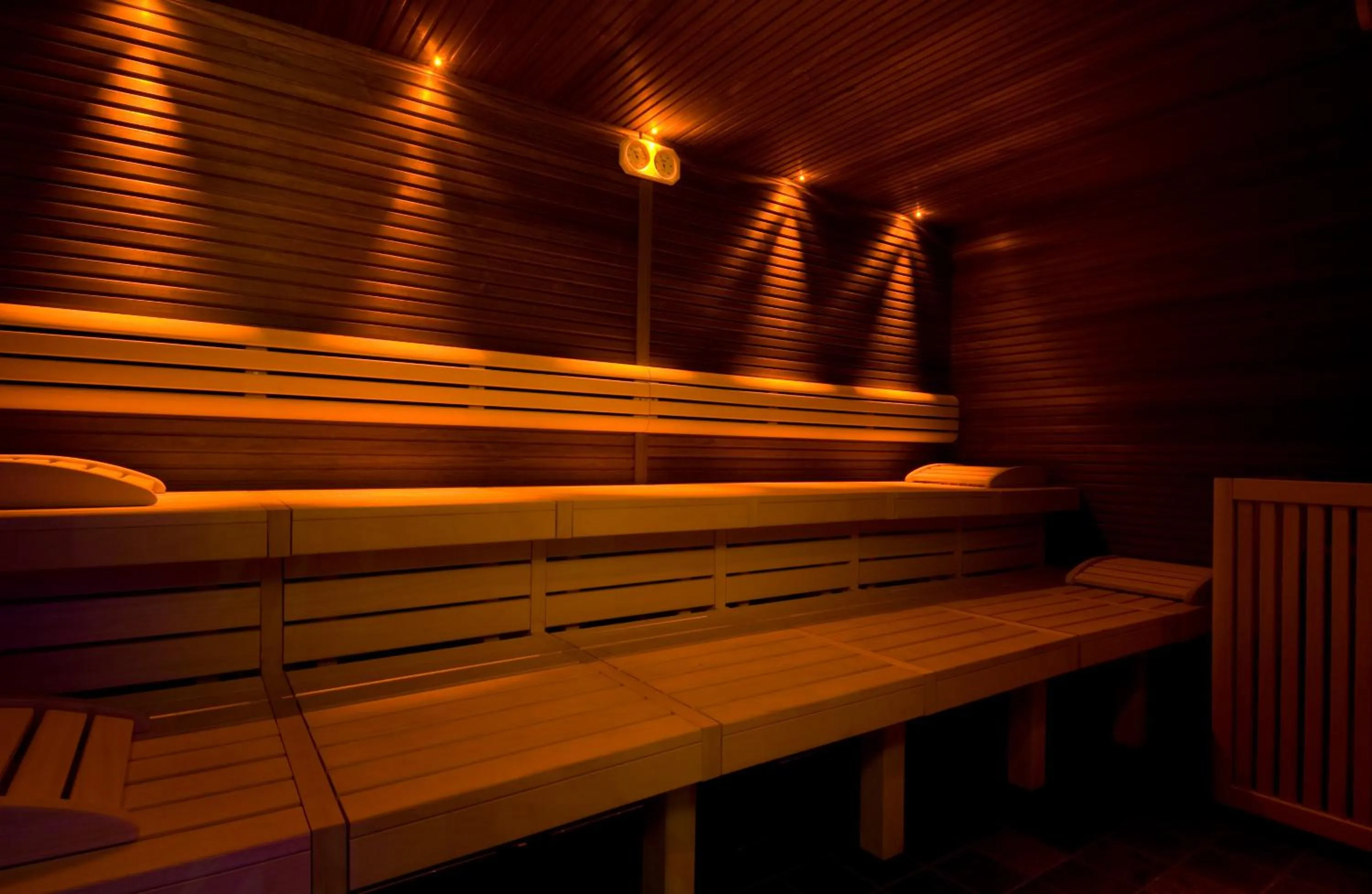 Spa and wellness centre/facilities in Family Hotel Serena