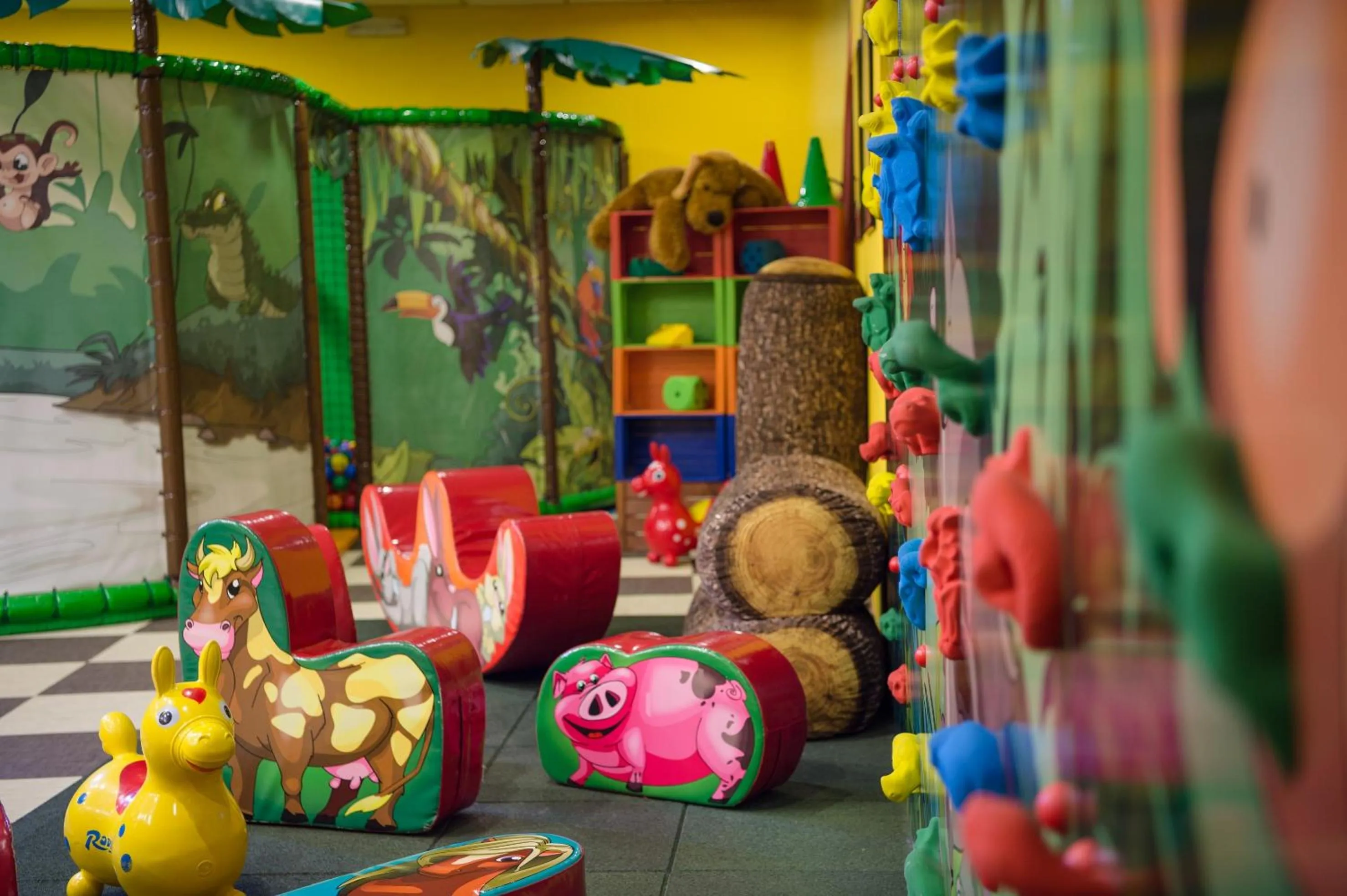 Kids's club in Family Hotel Serena