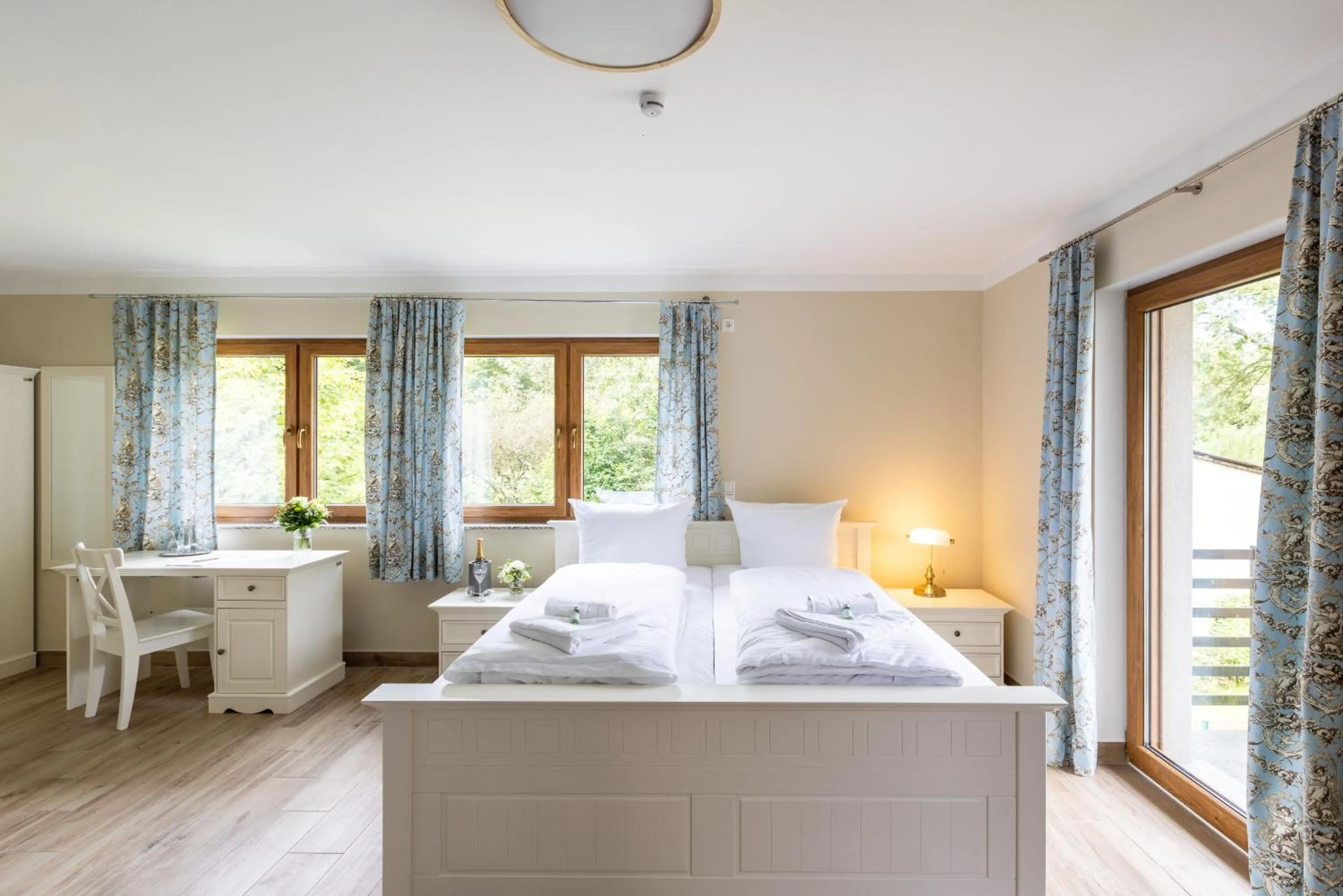 Bed in Café Wildau Hotel & Restaurant am Werbellinsee