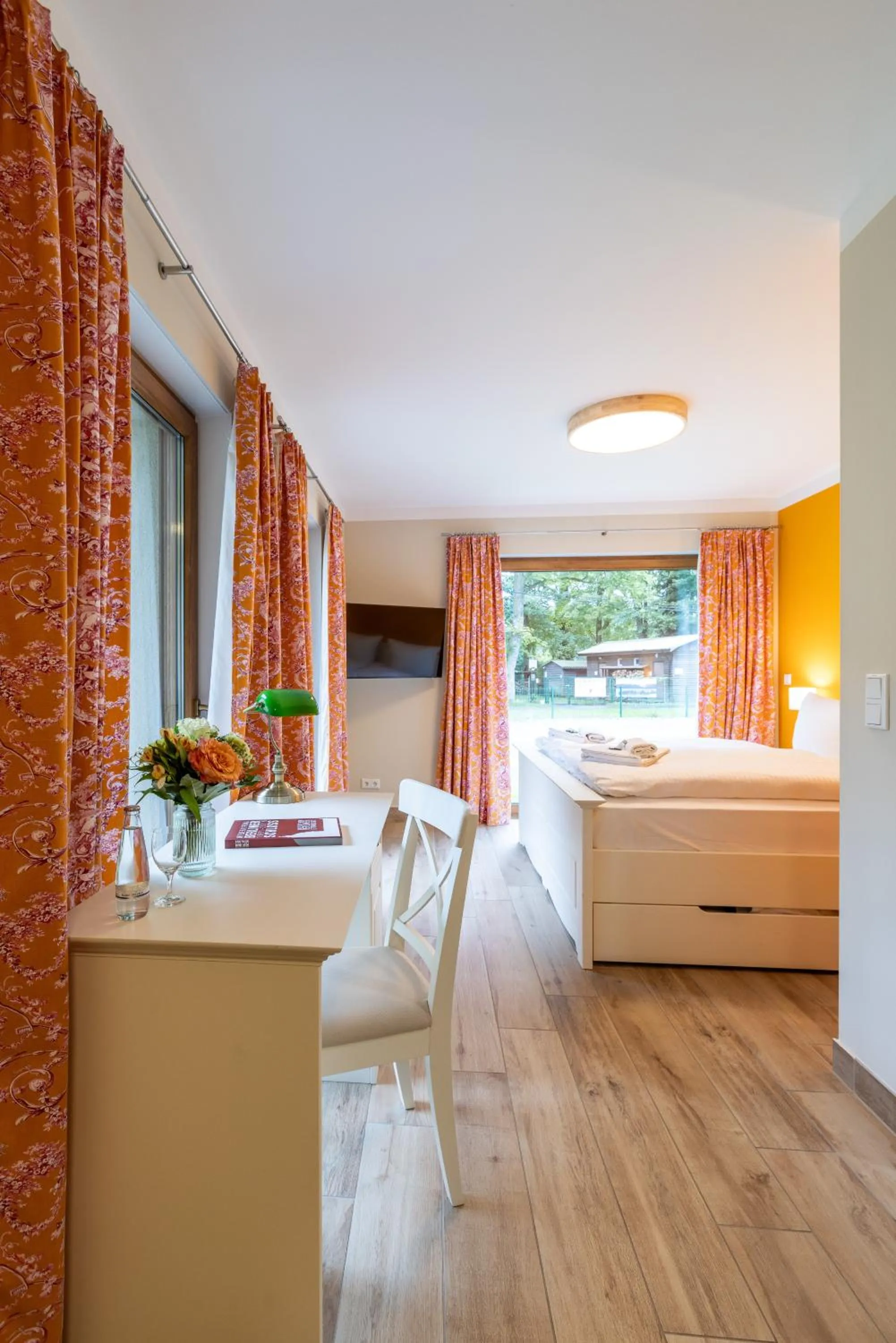 Bed in Café Wildau Hotel & Restaurant am Werbellinsee