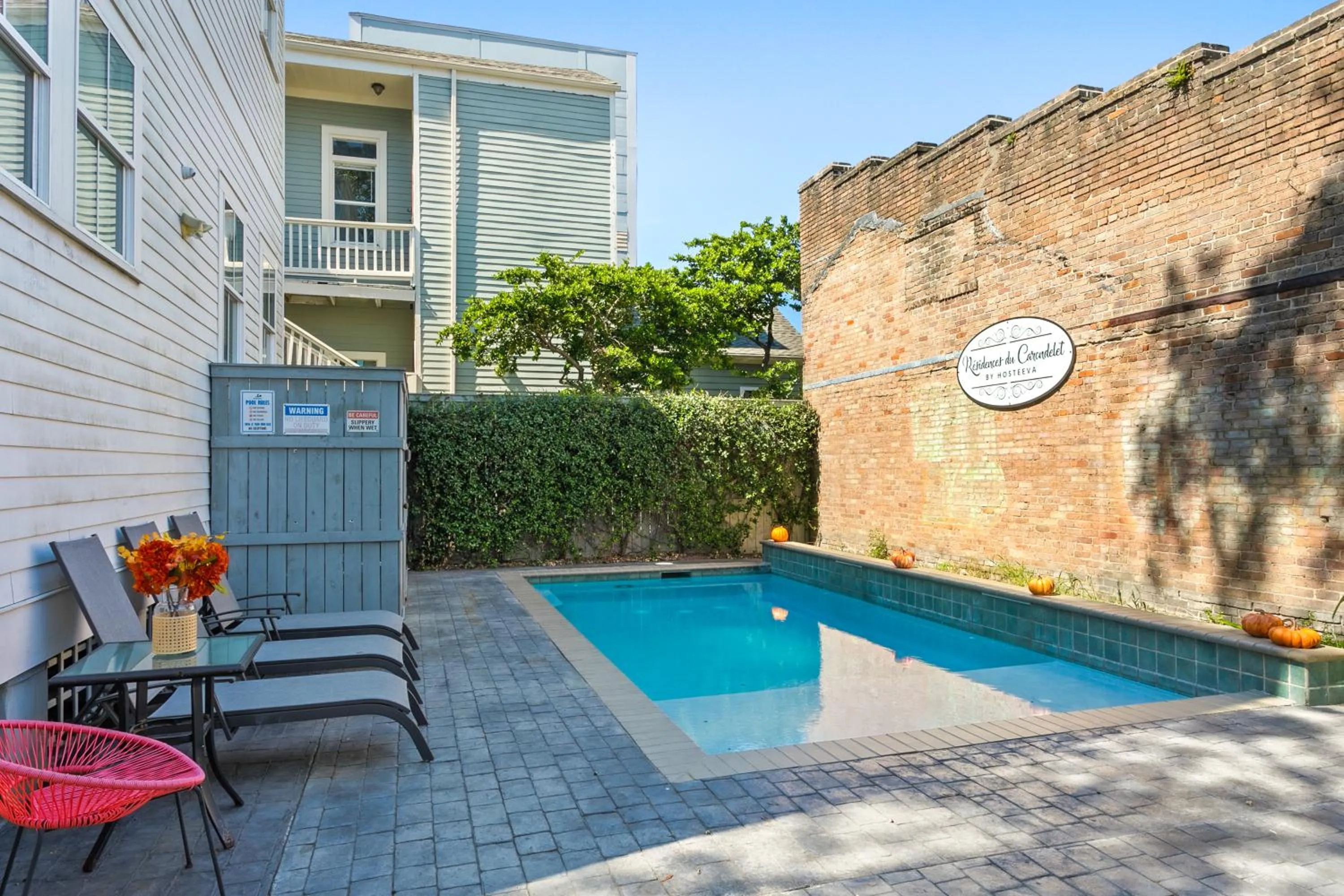 Swimming pool in Charming 2BR on Carondelet by Hosteeva