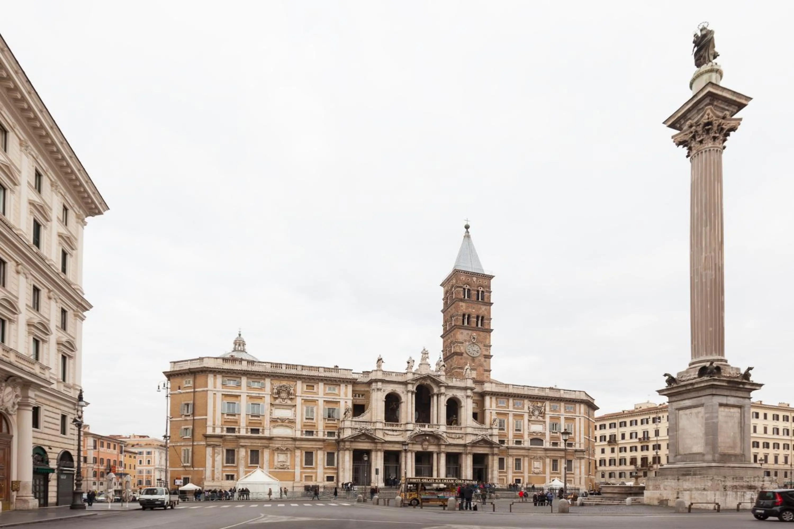 Property building in Magic Door Rome