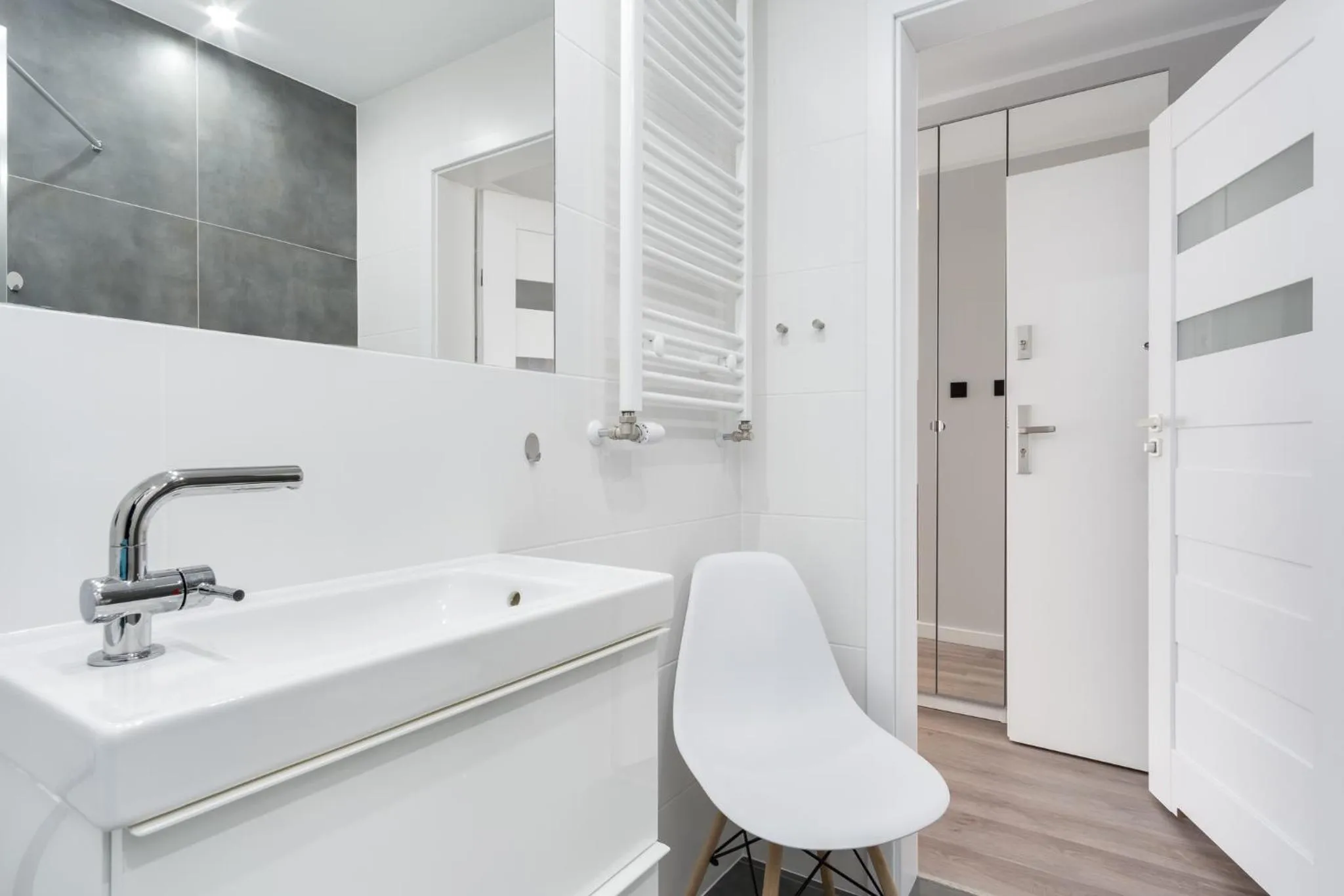 Shower in Elite Apartments SPA Zone