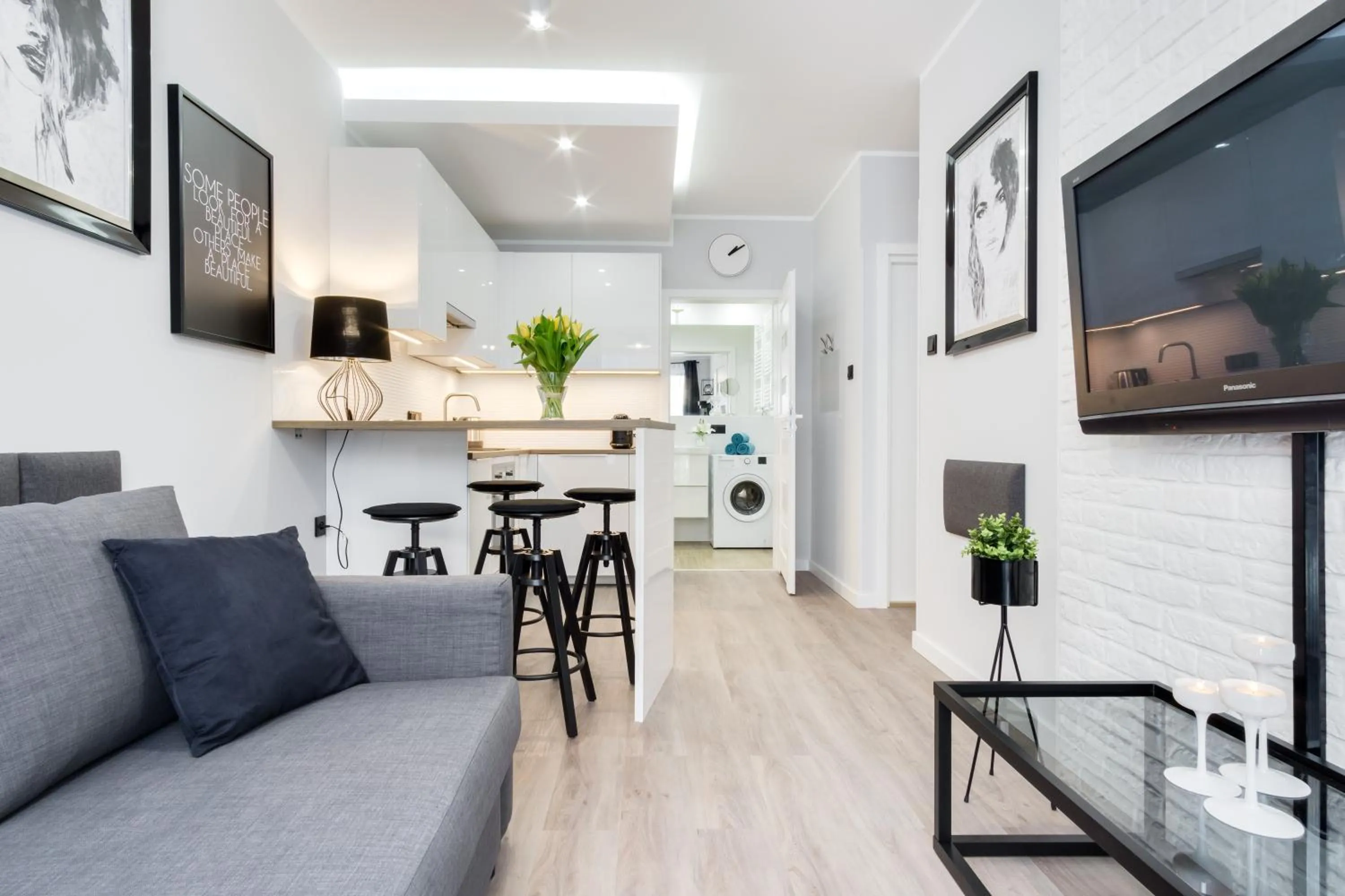 TV and multimedia in Elite Apartments SPA Zone