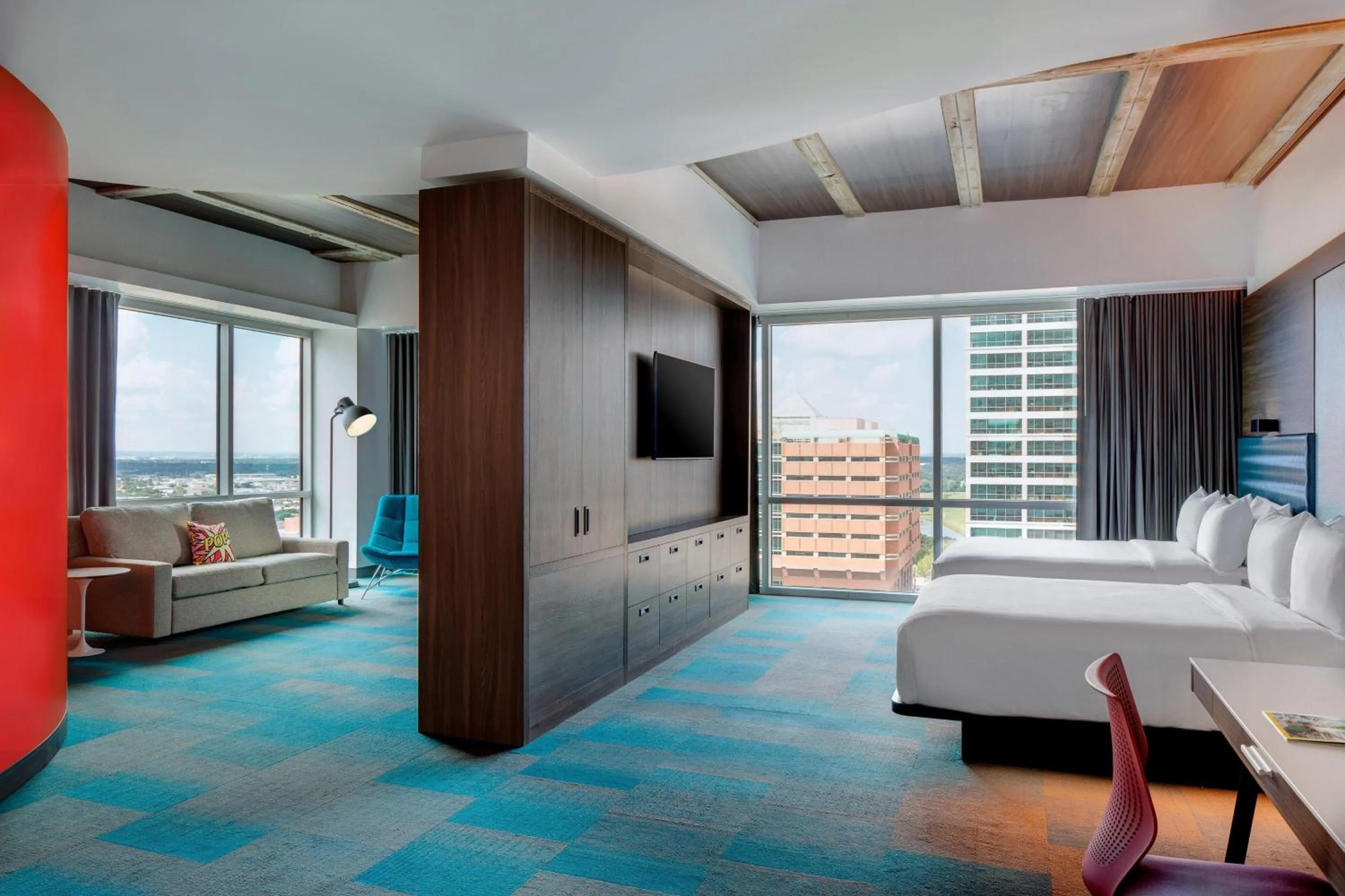 Photo of the whole room, Bed in Aloft Fort Worth Downtown