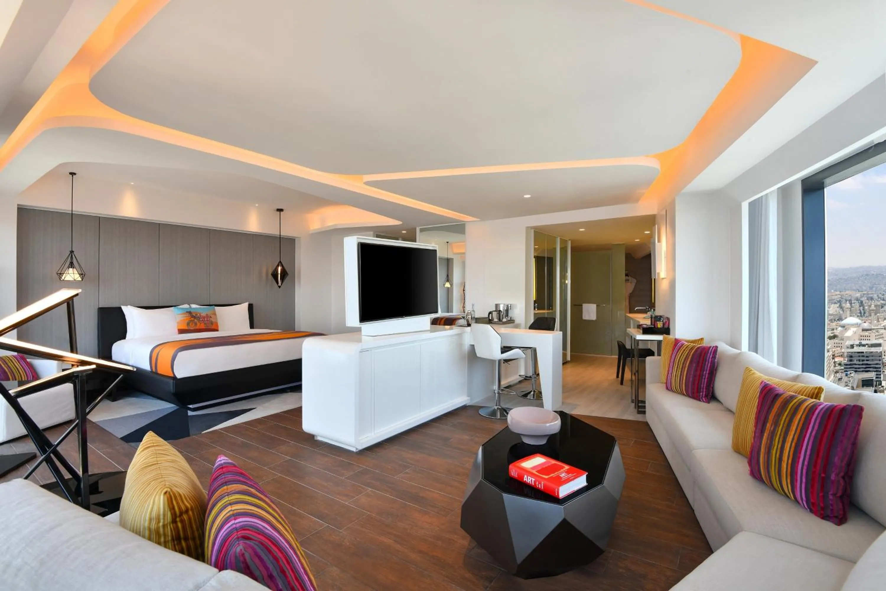 Living room, Bed in W Amman Hotel