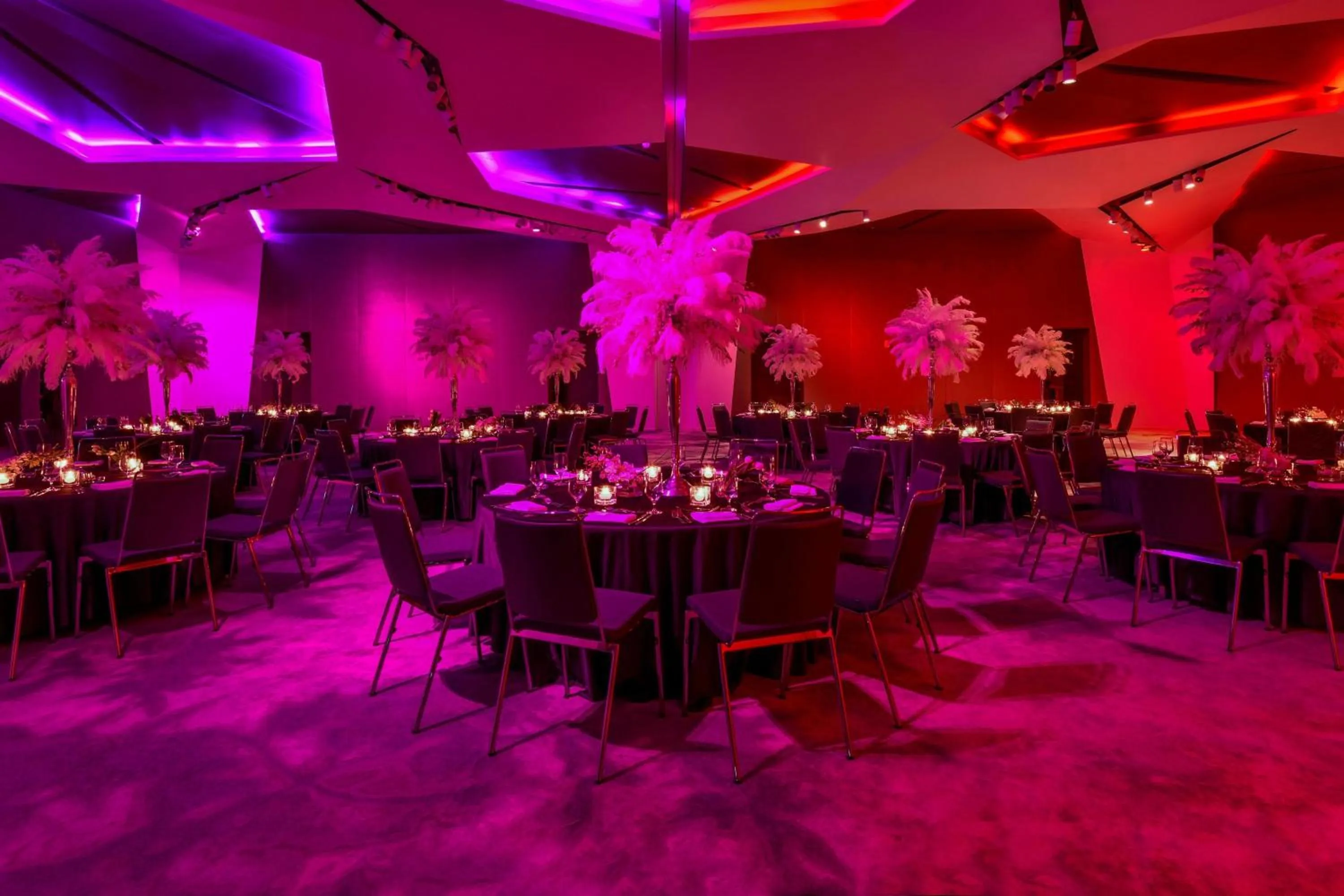 Meeting/conference room in W Amman Hotel