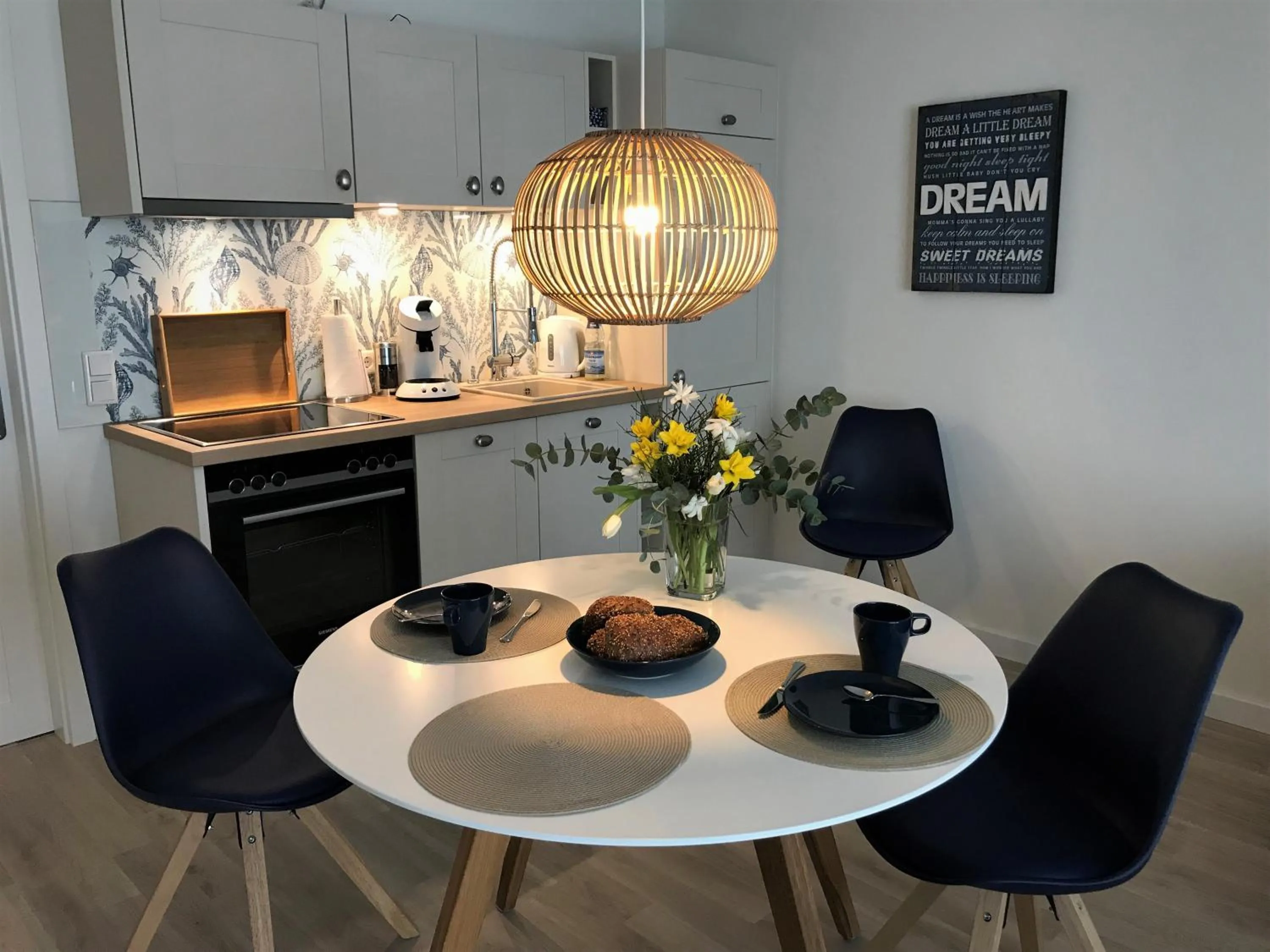 SEASIDE APARTMENTS - BEACHHOUSE BLUE
