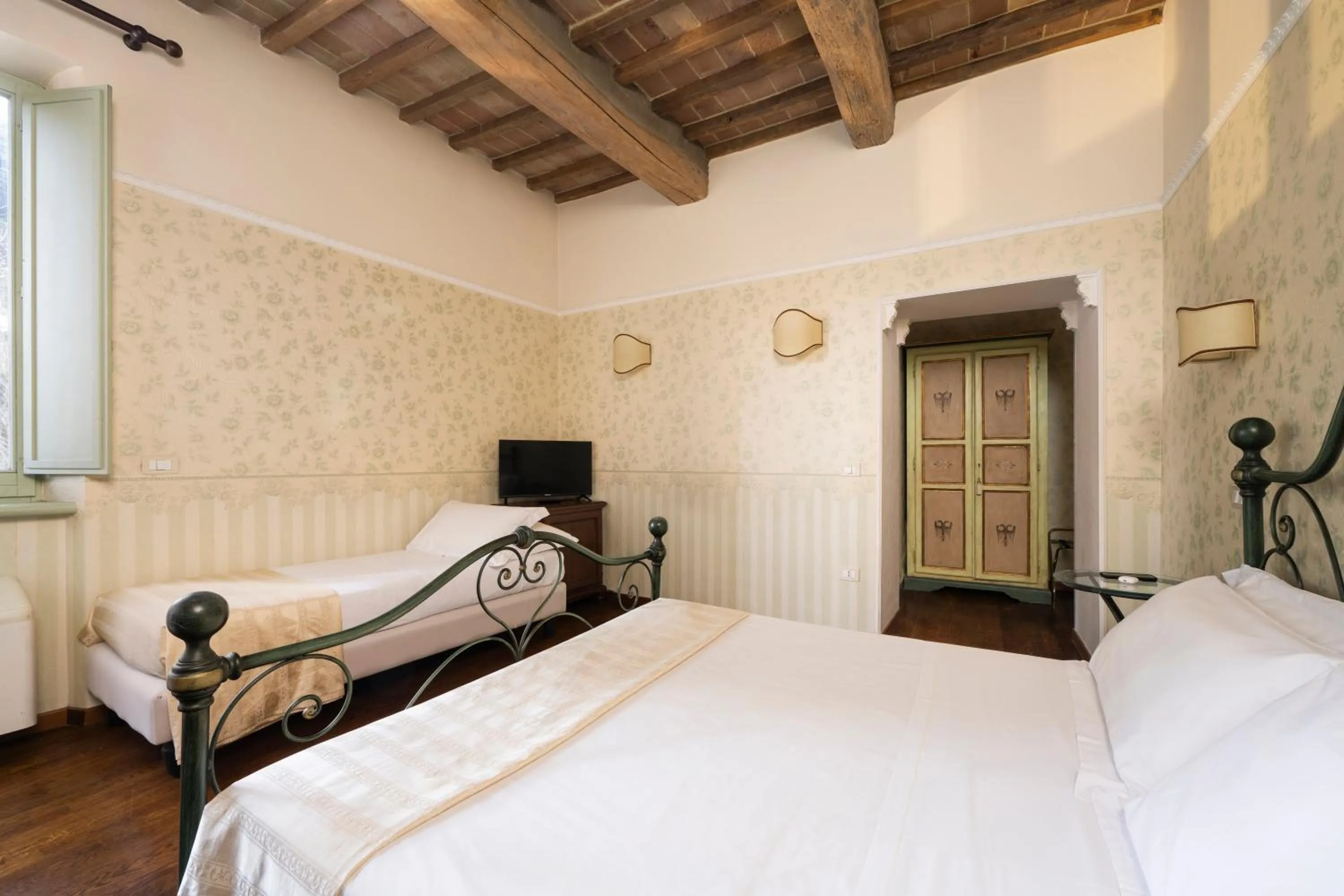 Bed in Relais Parco Dei Cavalieri Assisi