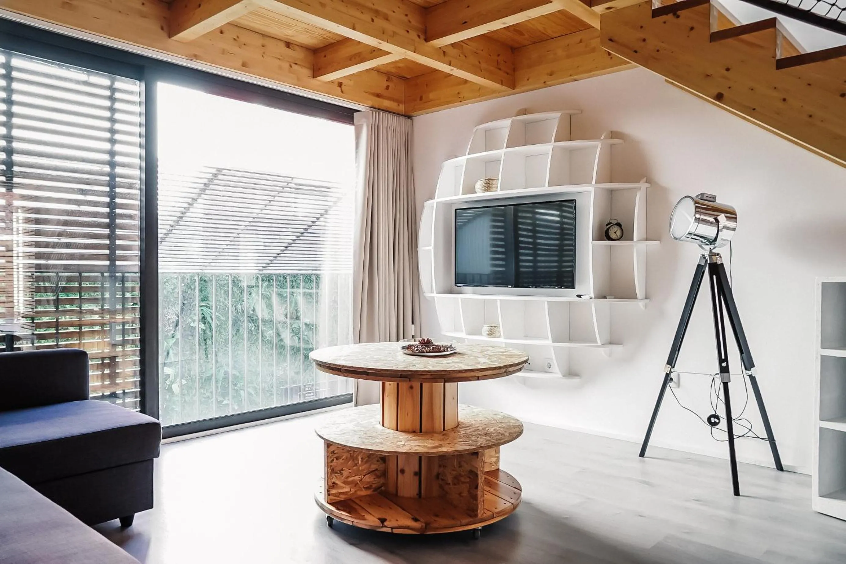 7 Gaia Roaster Apartments