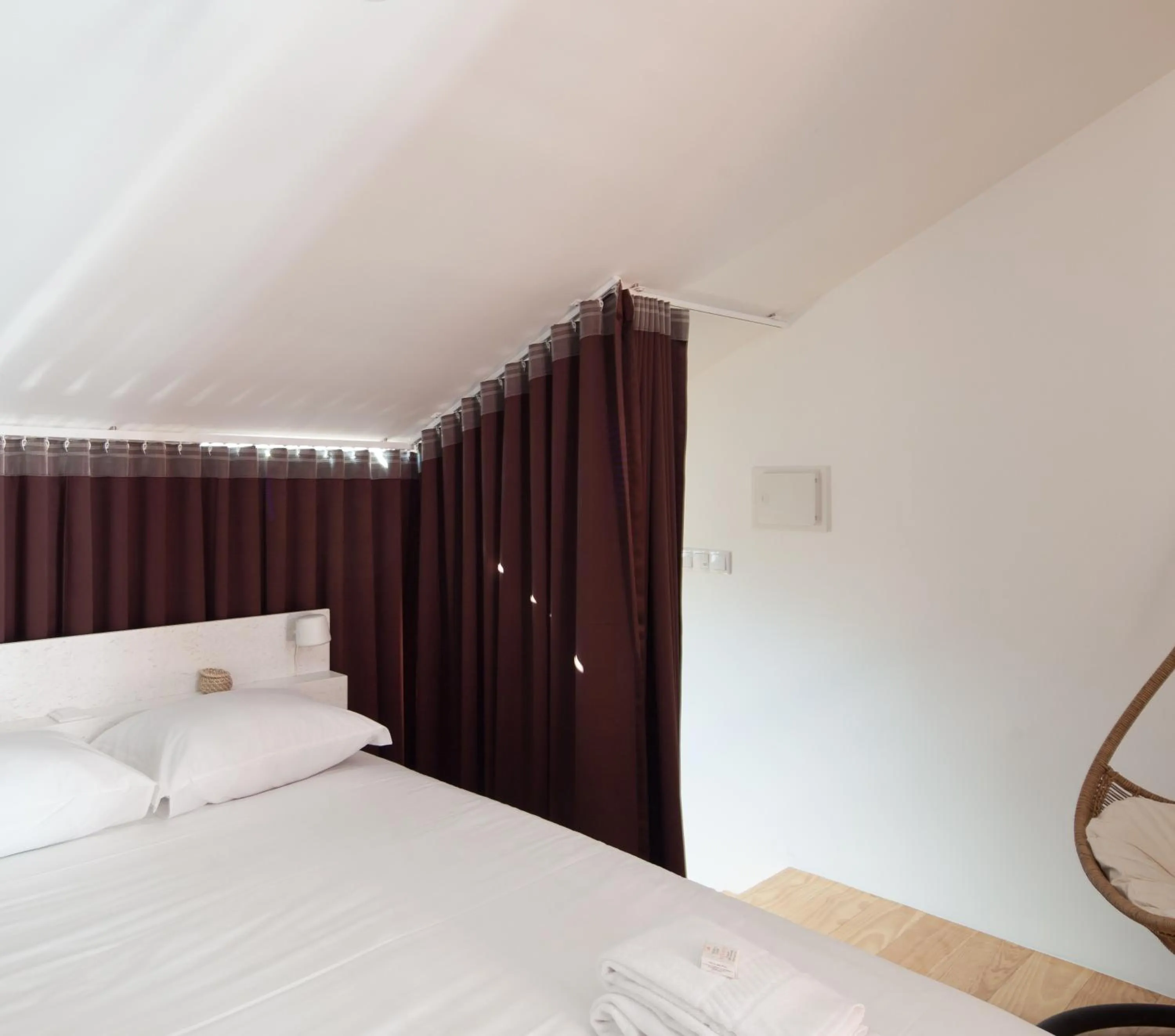 Bed in 7 Gaia Roaster Apartments