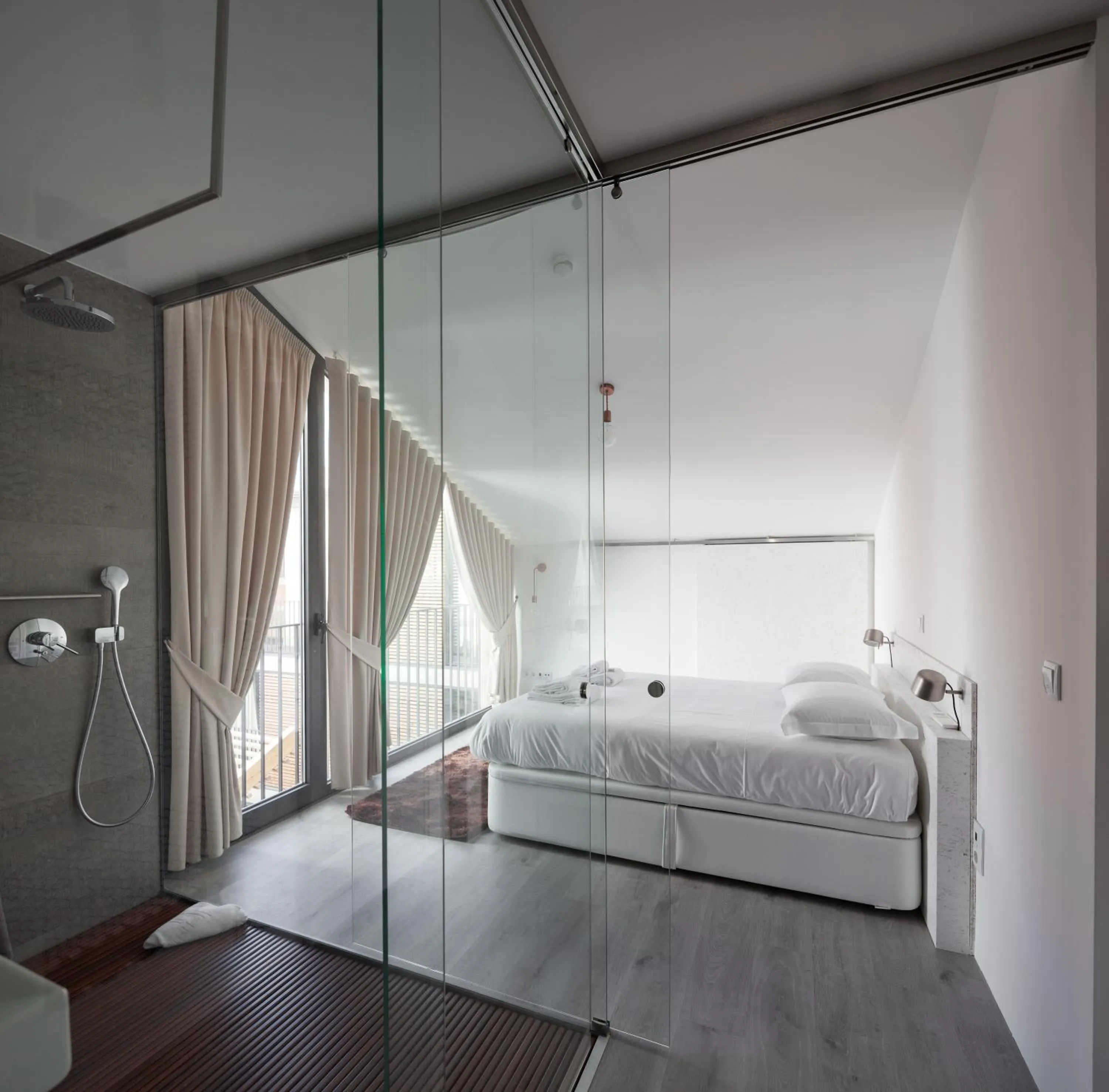 Bed in 7 Gaia Roaster Apartments