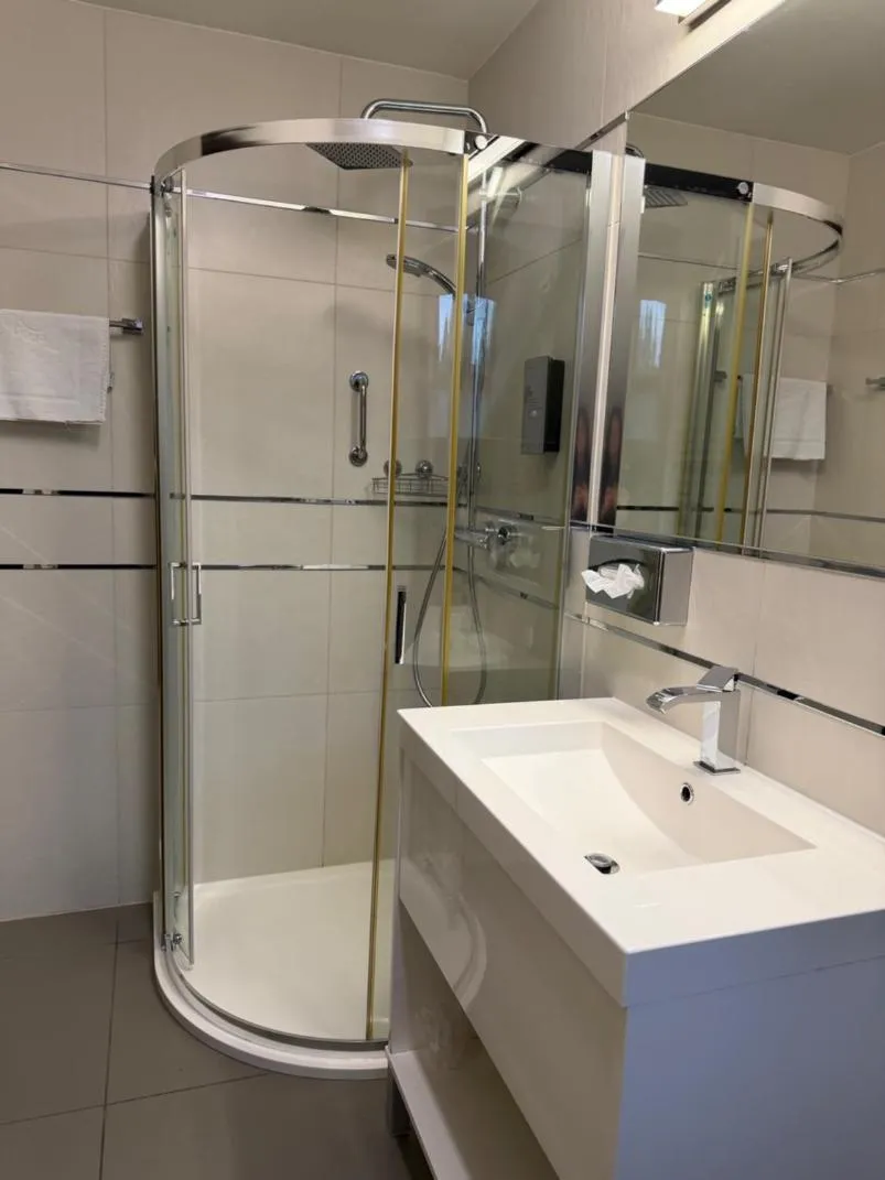 Bathroom in Hotel Inter