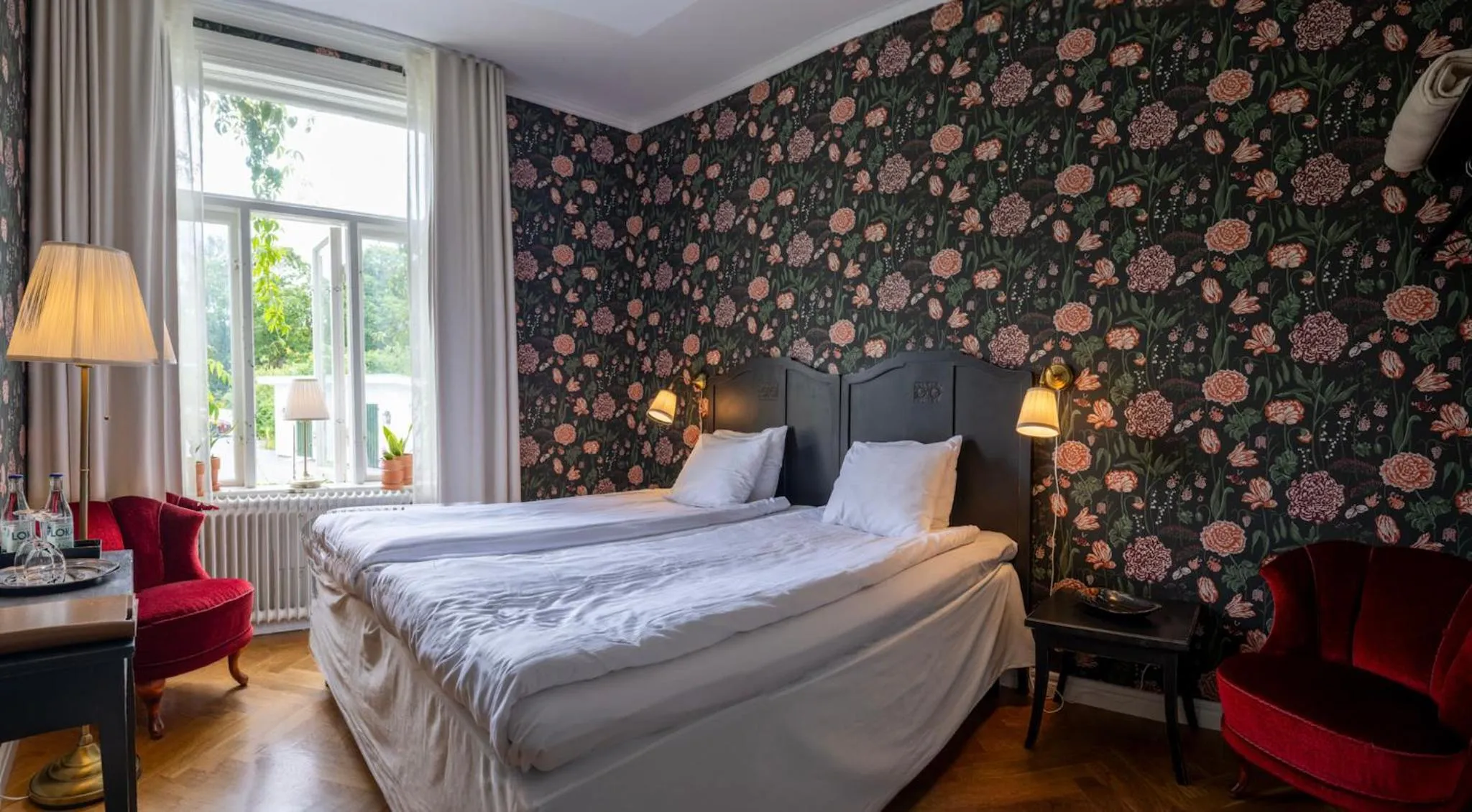 Property building, Bed in Villa Gransholm