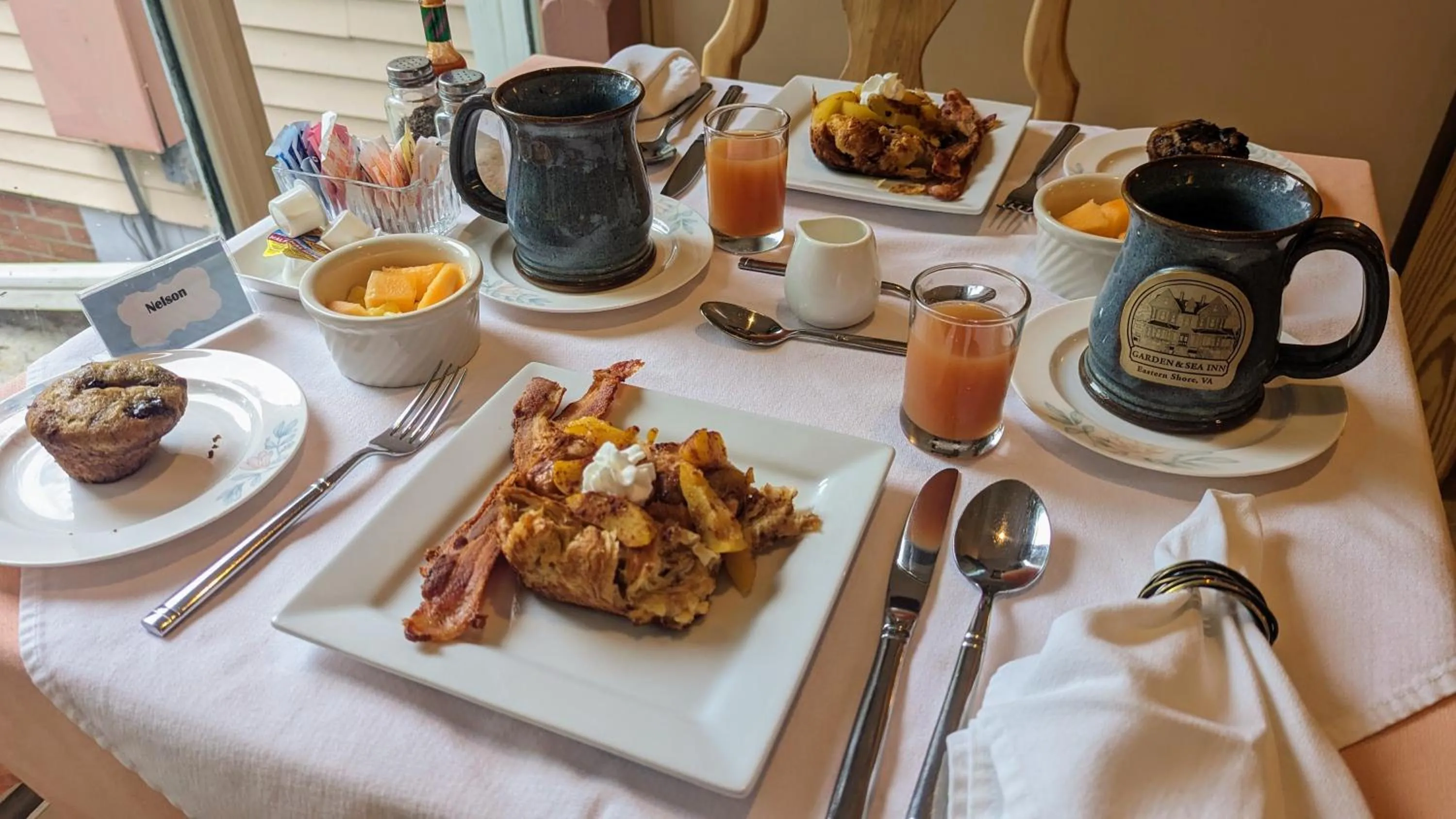 Coffee/tea facilities in Garden and Sea Inn