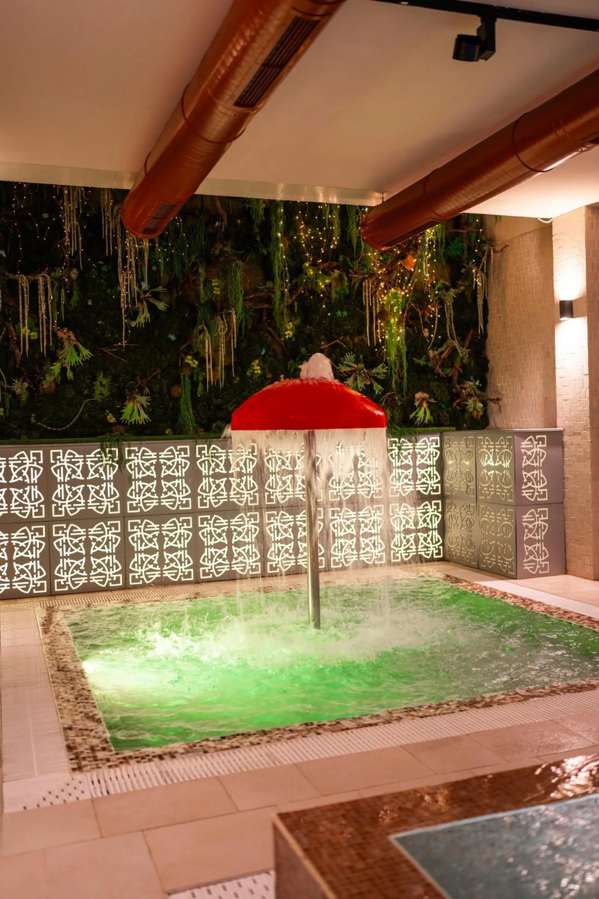 Hot Tub in Lucky Bansko Aparthotel SPA & Relax