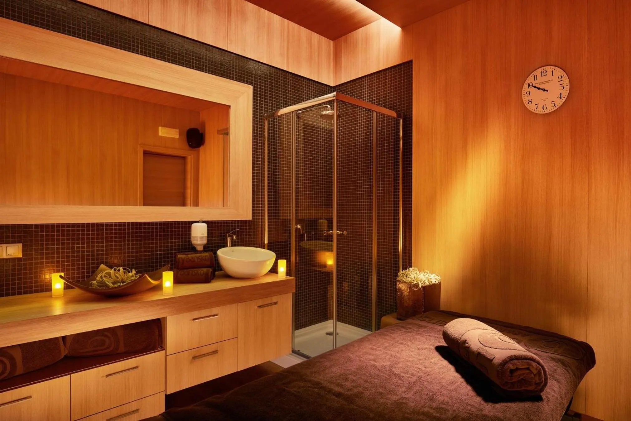 Massage in Lucky Bansko Aparthotel SPA & Relax