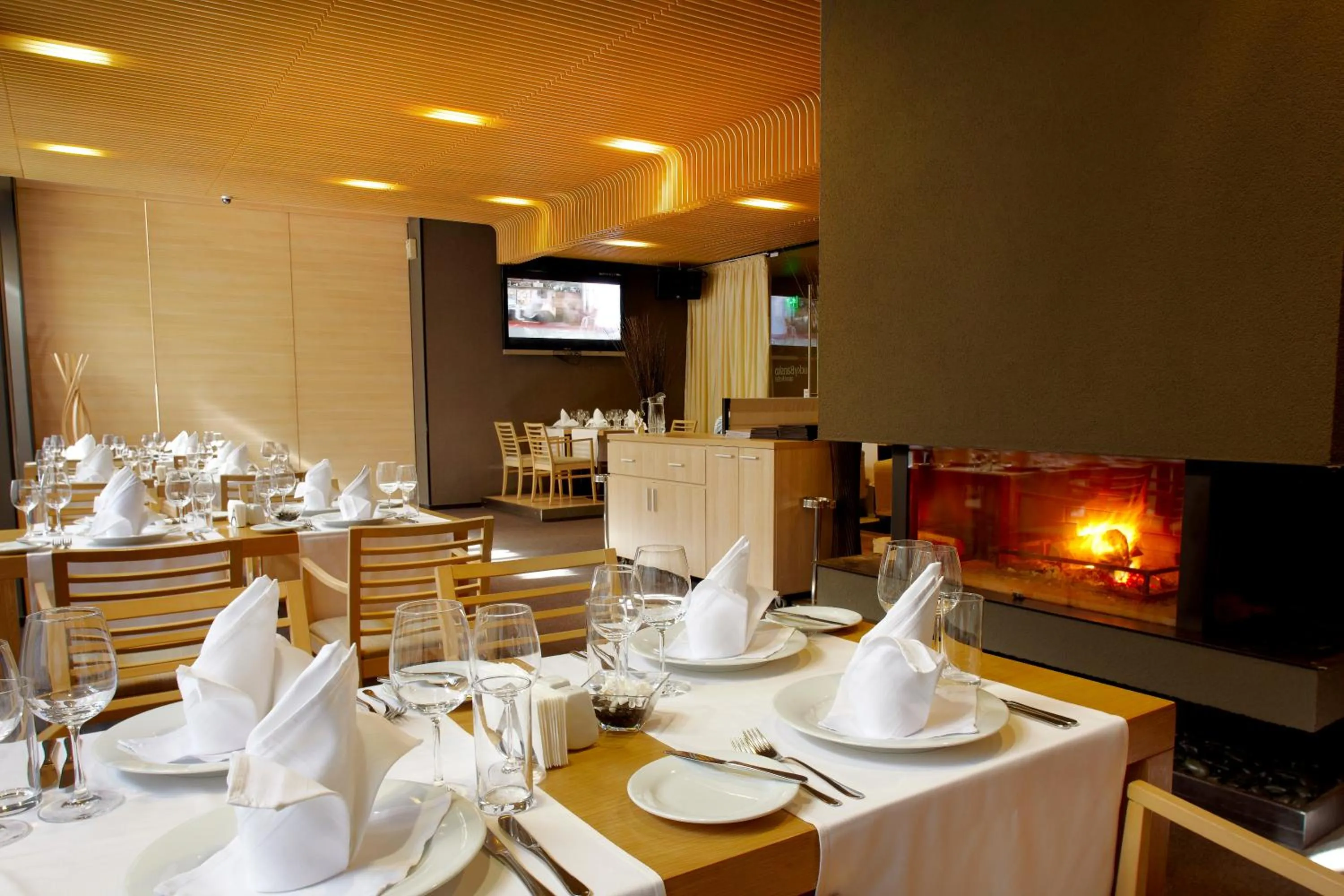 Restaurant/places to eat in Lucky Bansko Aparthotel SPA & Relax