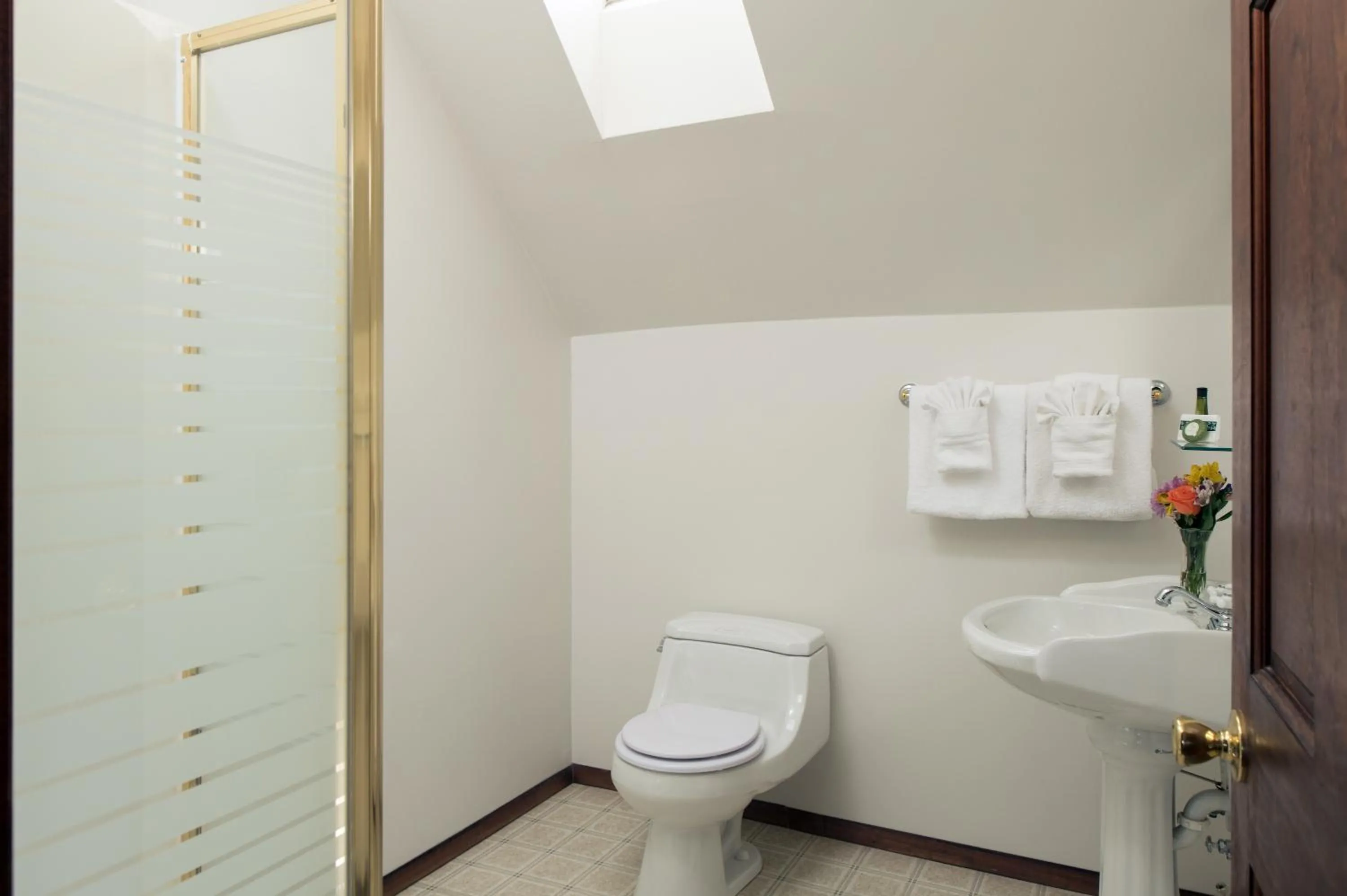 Bathroom in Idlwilde Inn