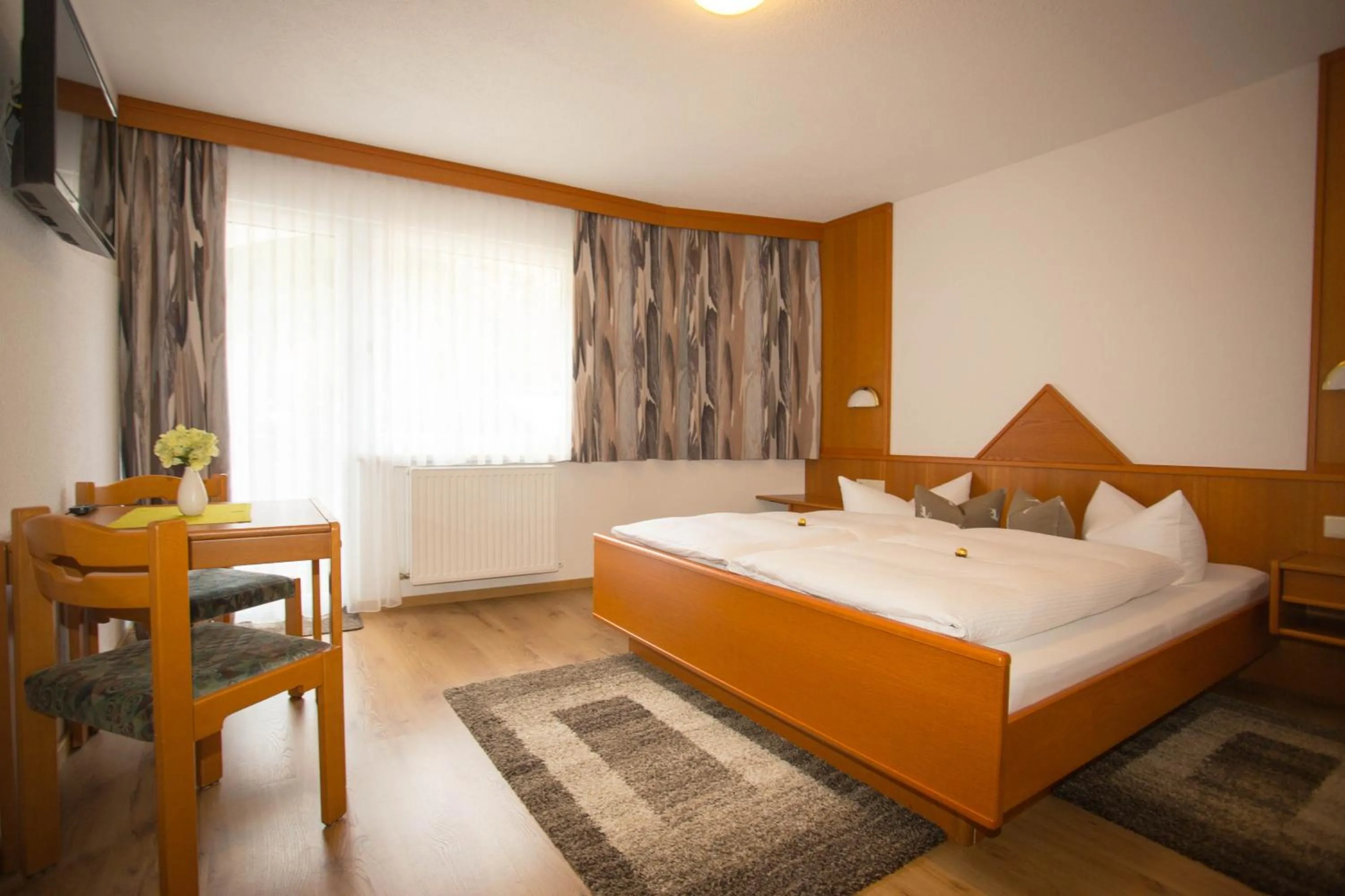Bed in Haus Enzian