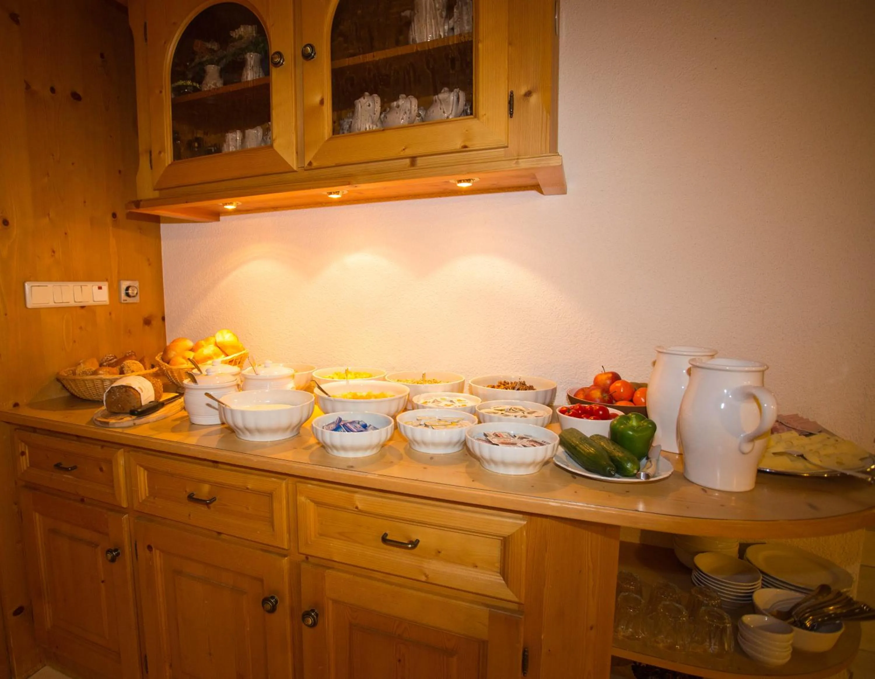 Buffet breakfast in Haus Enzian