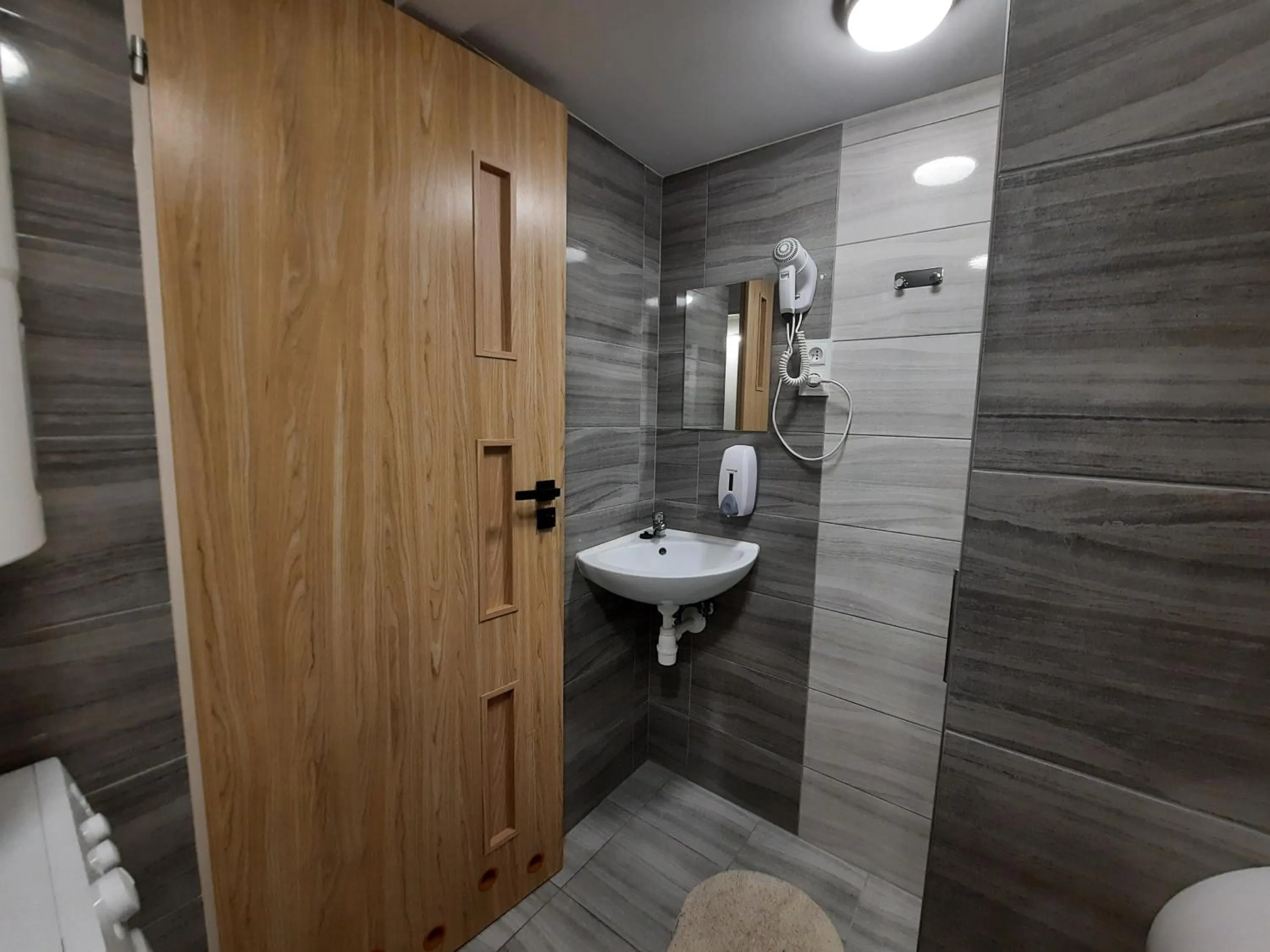 Bathroom in Lorf Hostel&Coffee