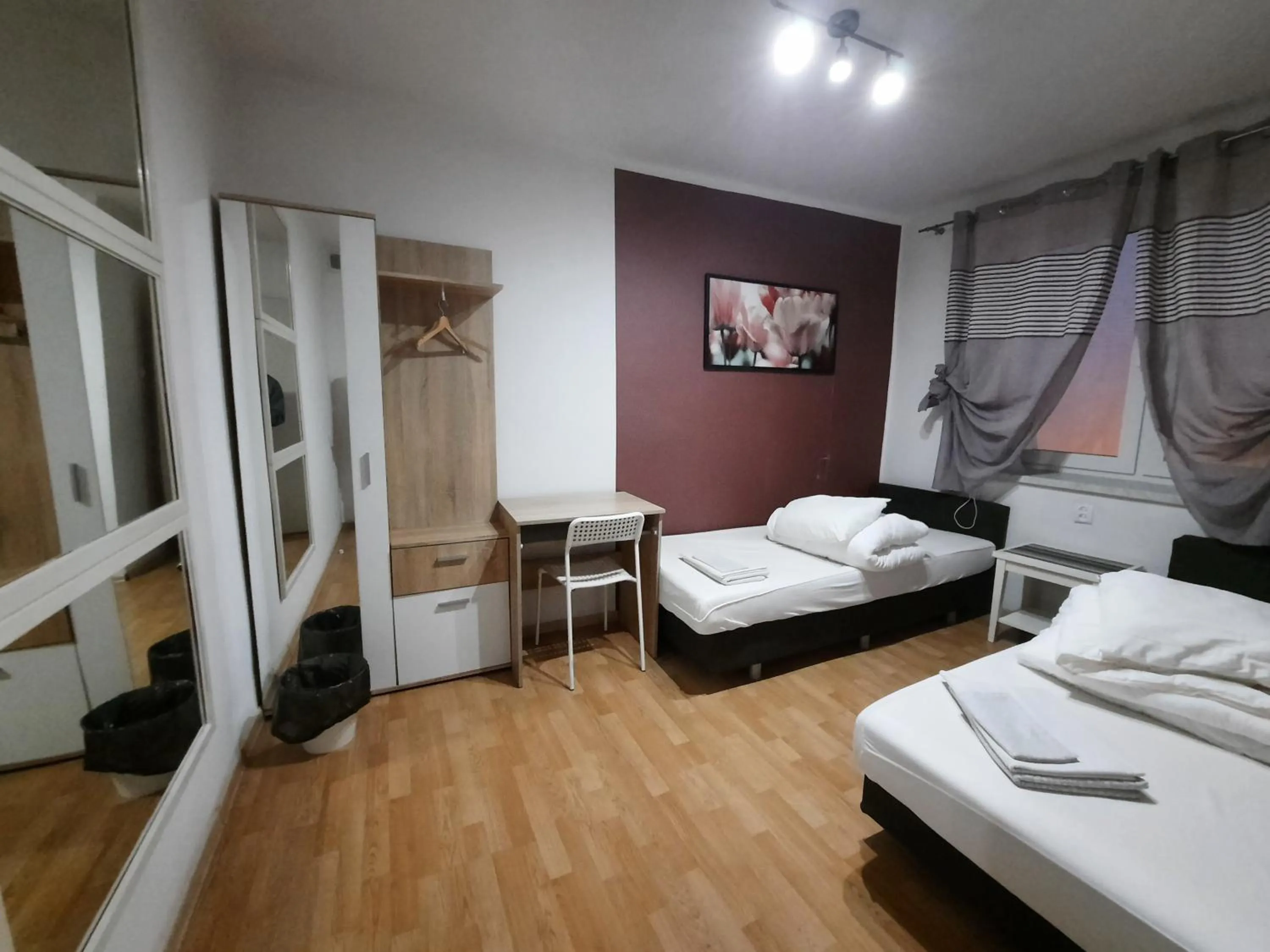 Photo of the whole room, Bed in Lorf Hostel&Coffee