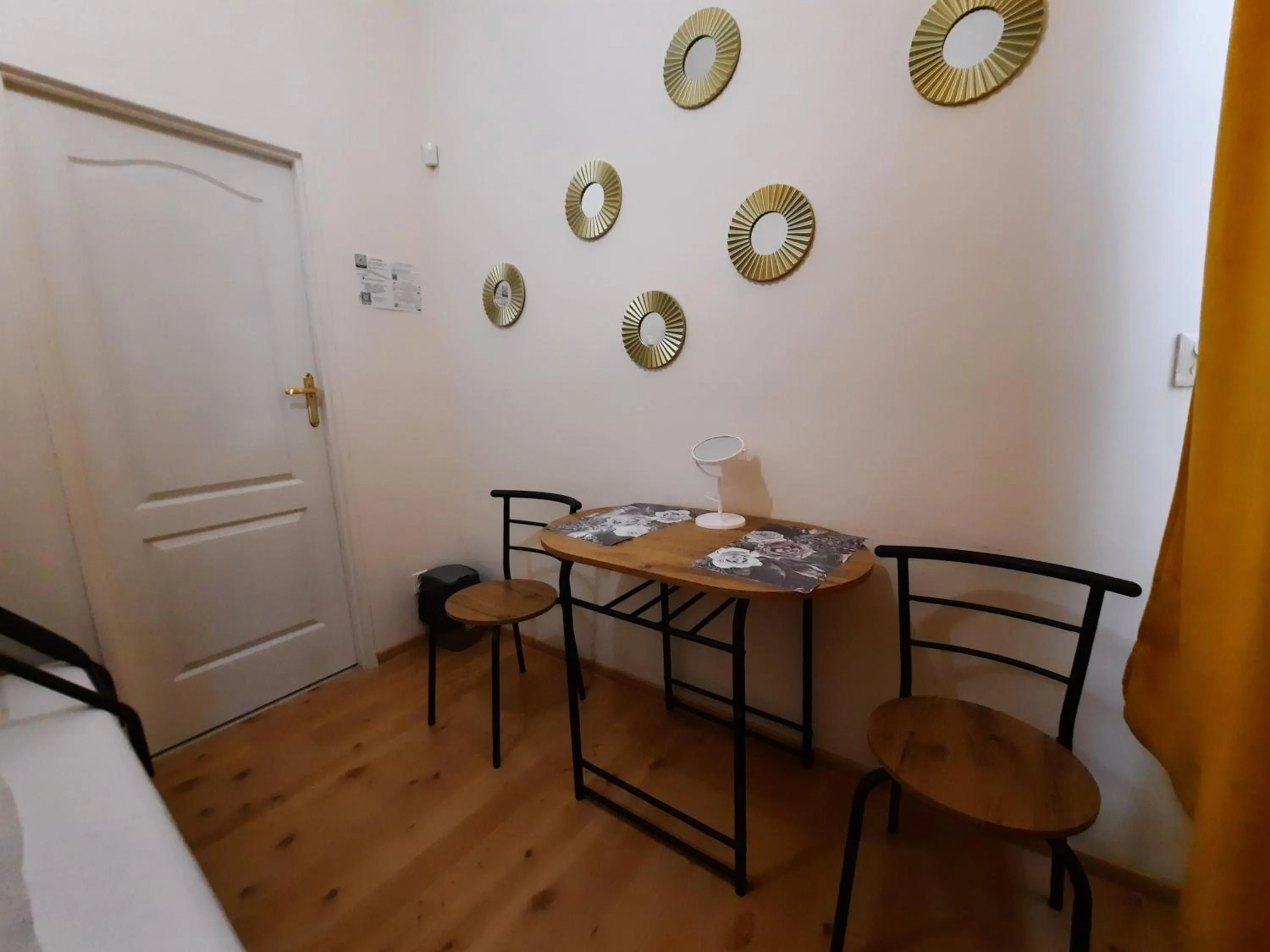 Photo of the whole room in Lorf Hostel&Coffee