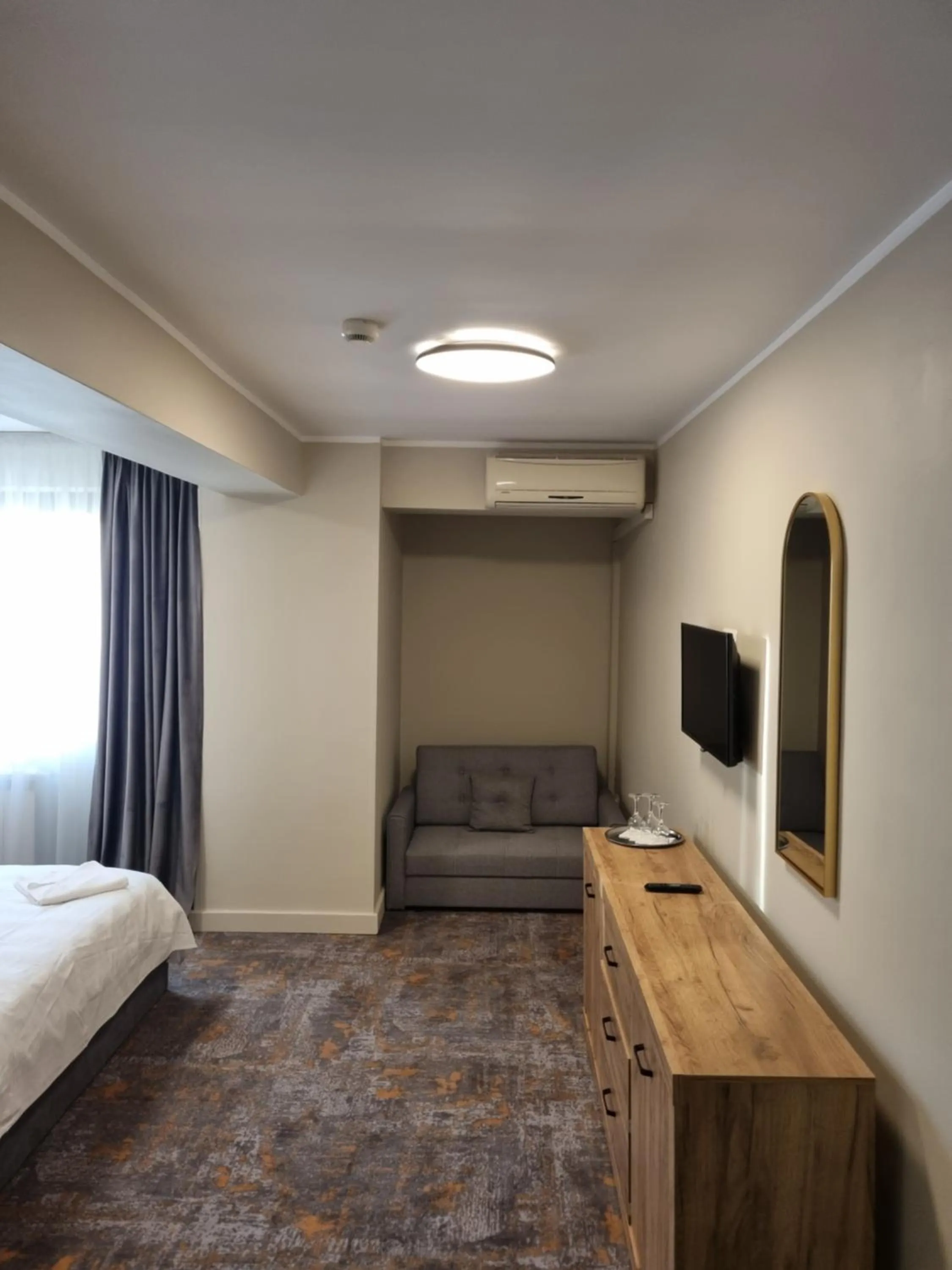 TV and multimedia, Bed in Hotel City