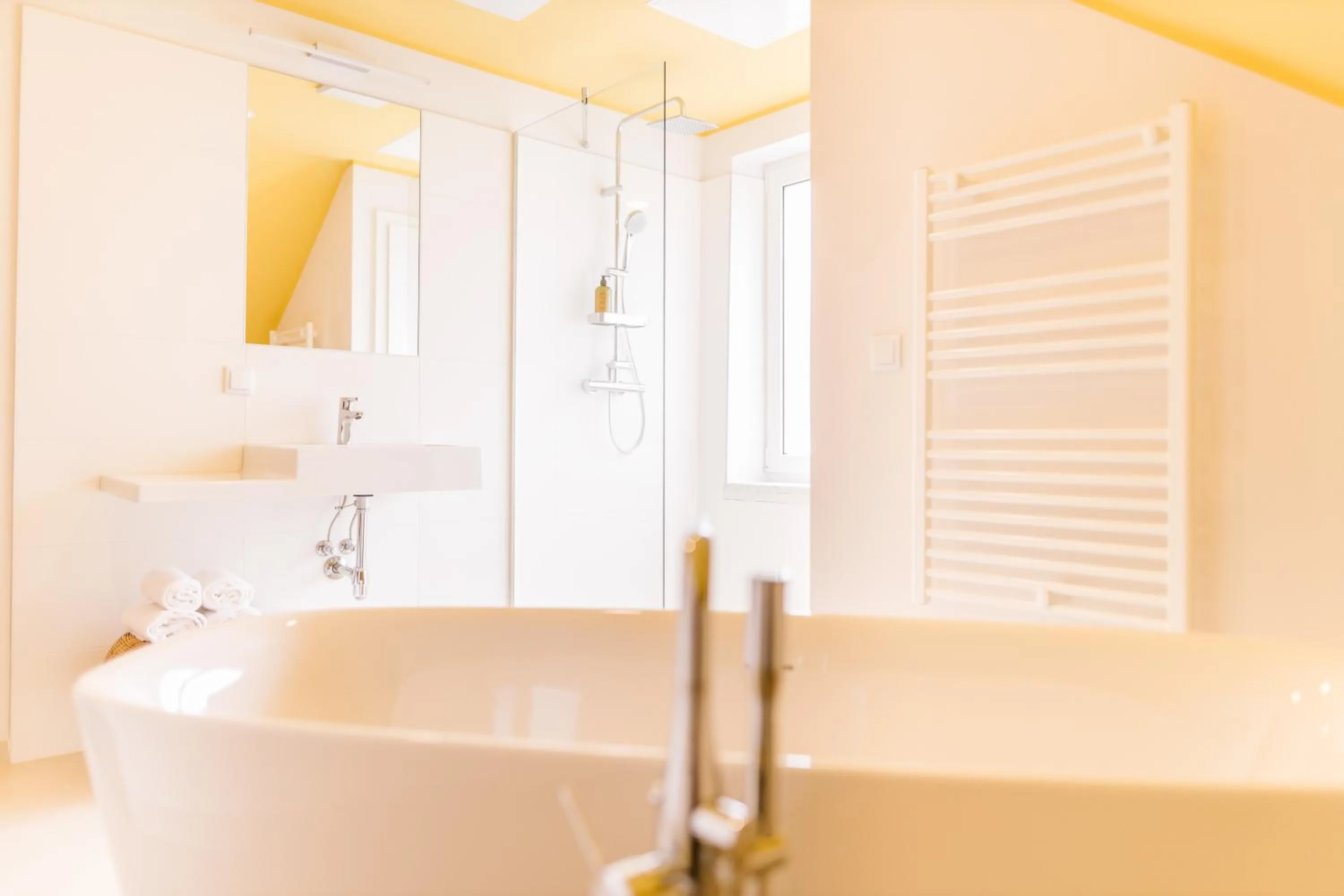 Bathroom in Boutiquehotel Caravella Velden by S4Y