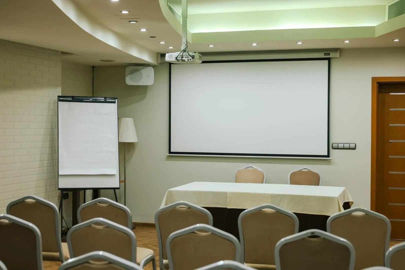 Meeting/conference room in Triada Hotel