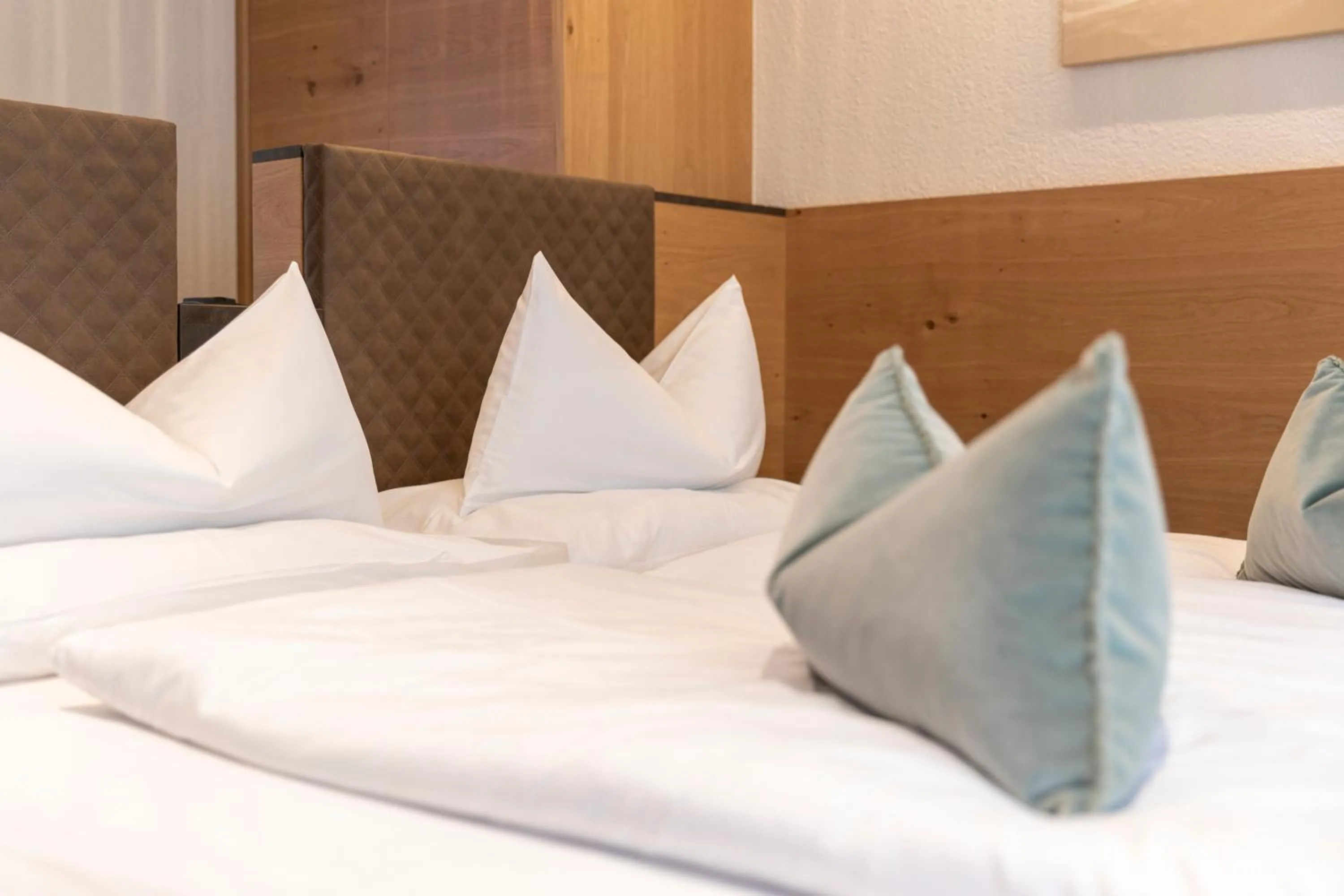 Photo of the whole room, Bed in Hotel Garni Romantika