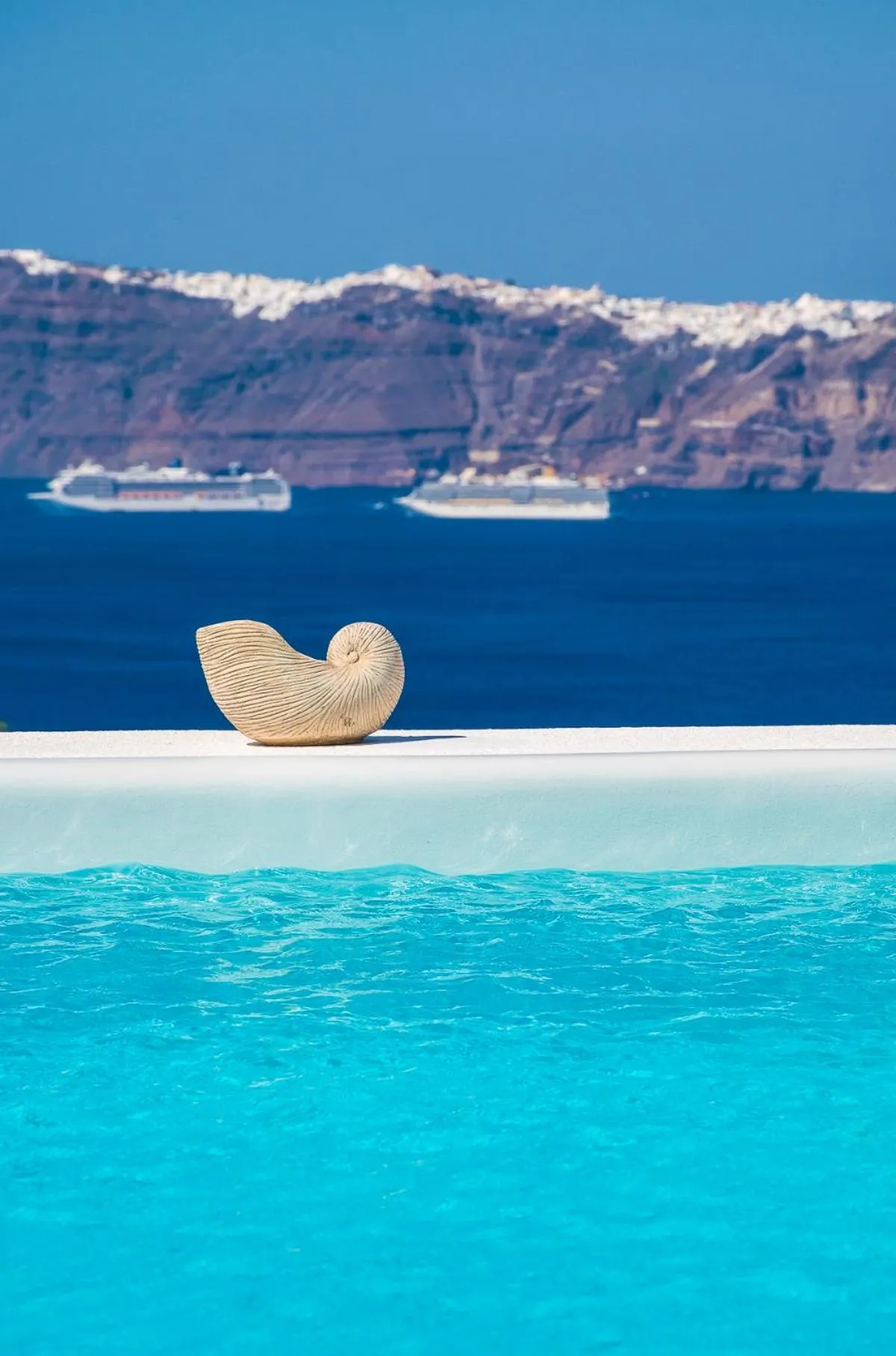 CAPE 9 Villas & Suites