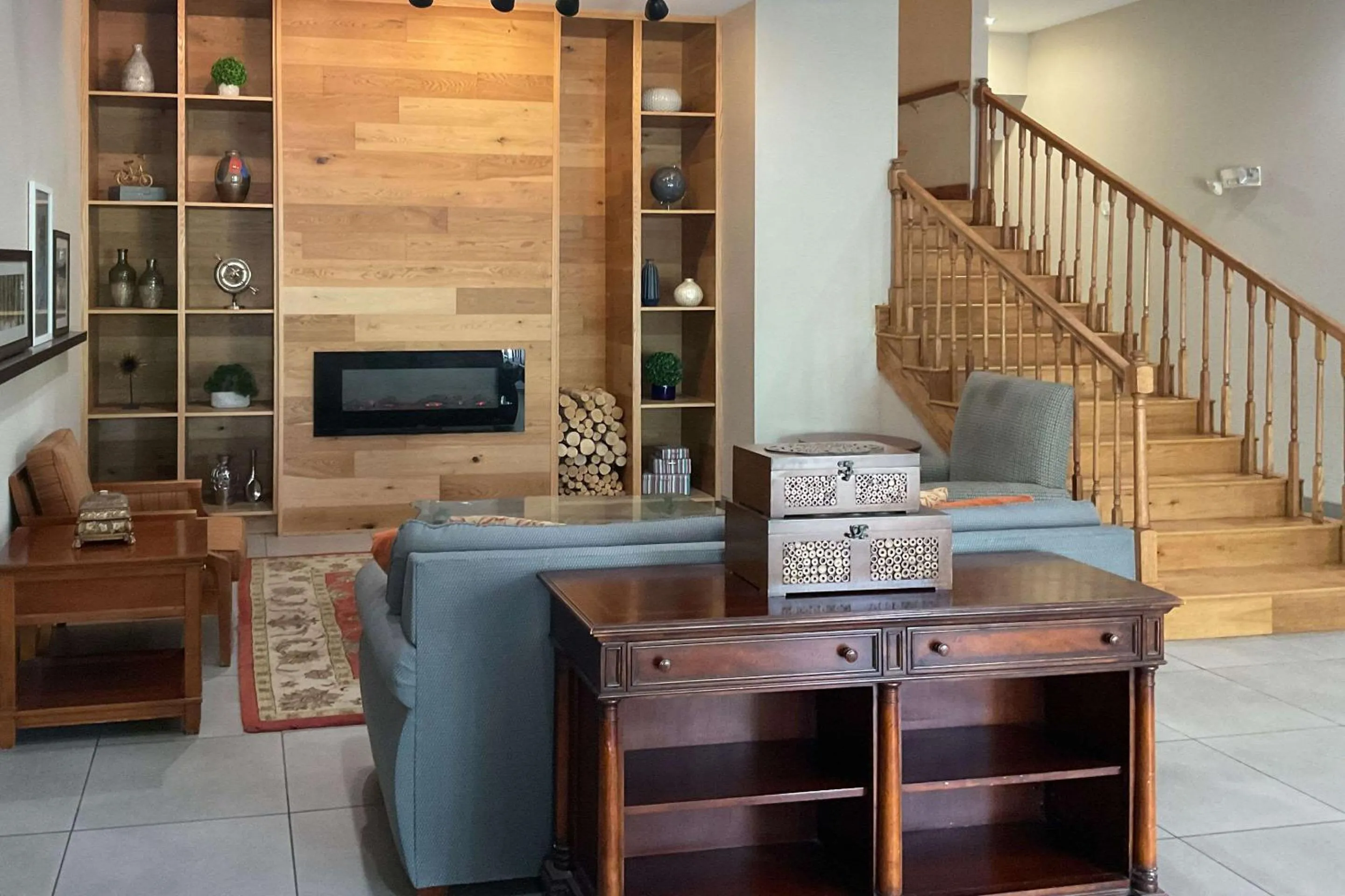 Lobby or reception in Country Inn & Suites by Radisson, Tallahassee-University Area, FL