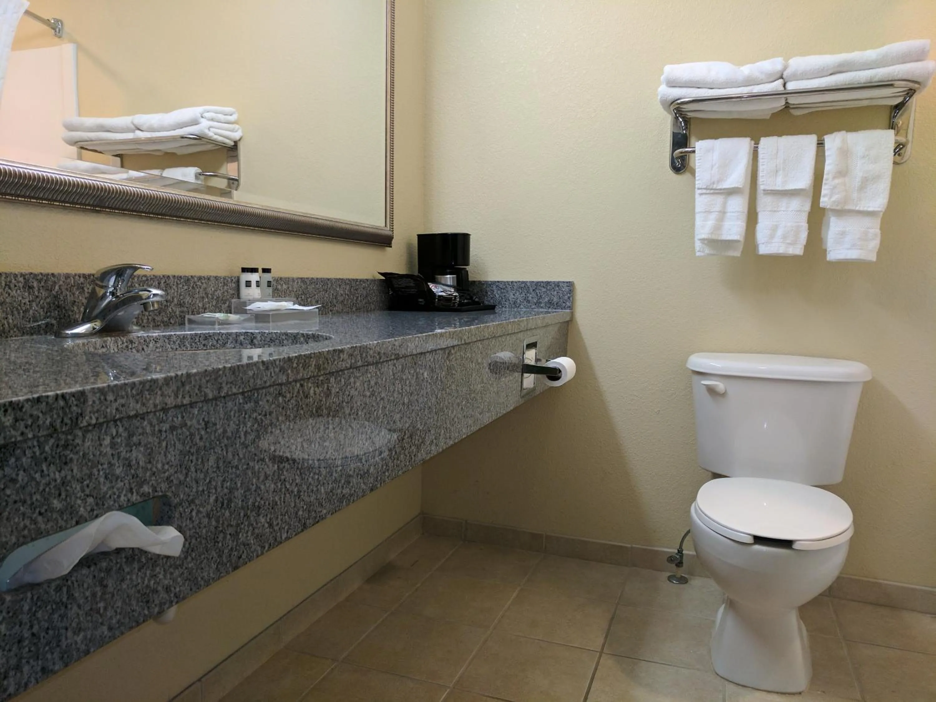Bathroom in Country Inn & Suites by Radisson, Tallahassee-University Area, FL