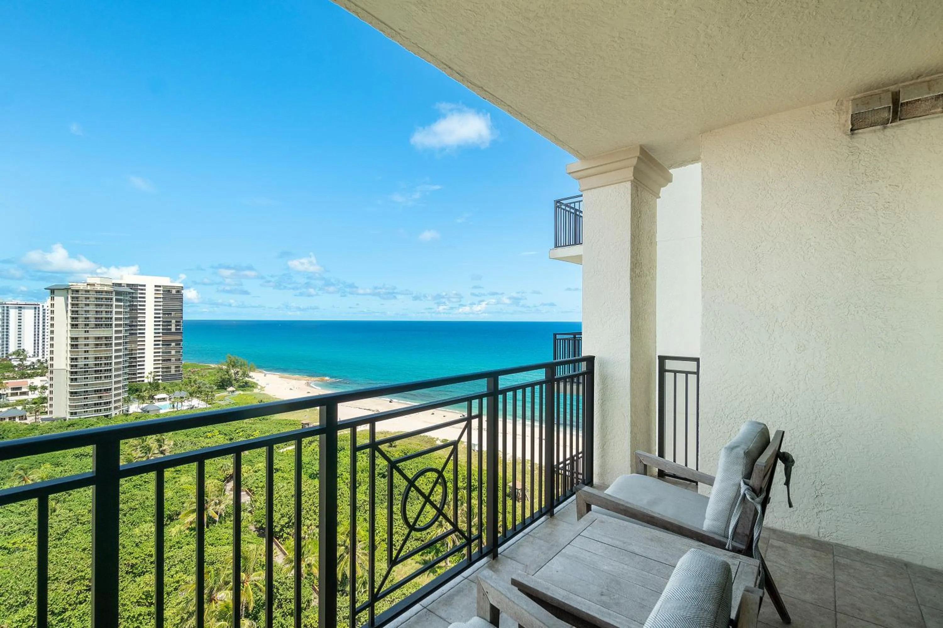 Palm Beach Singer Island Resort & Spa Luxury Suites