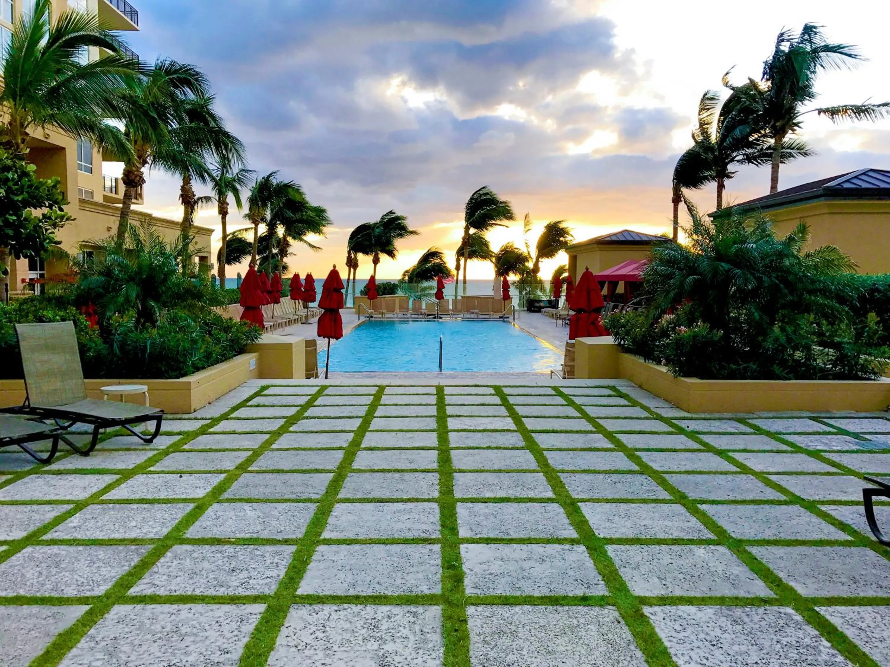 Swimming pool in Palm Beach Singer Island Resort & Spa Luxury Suites