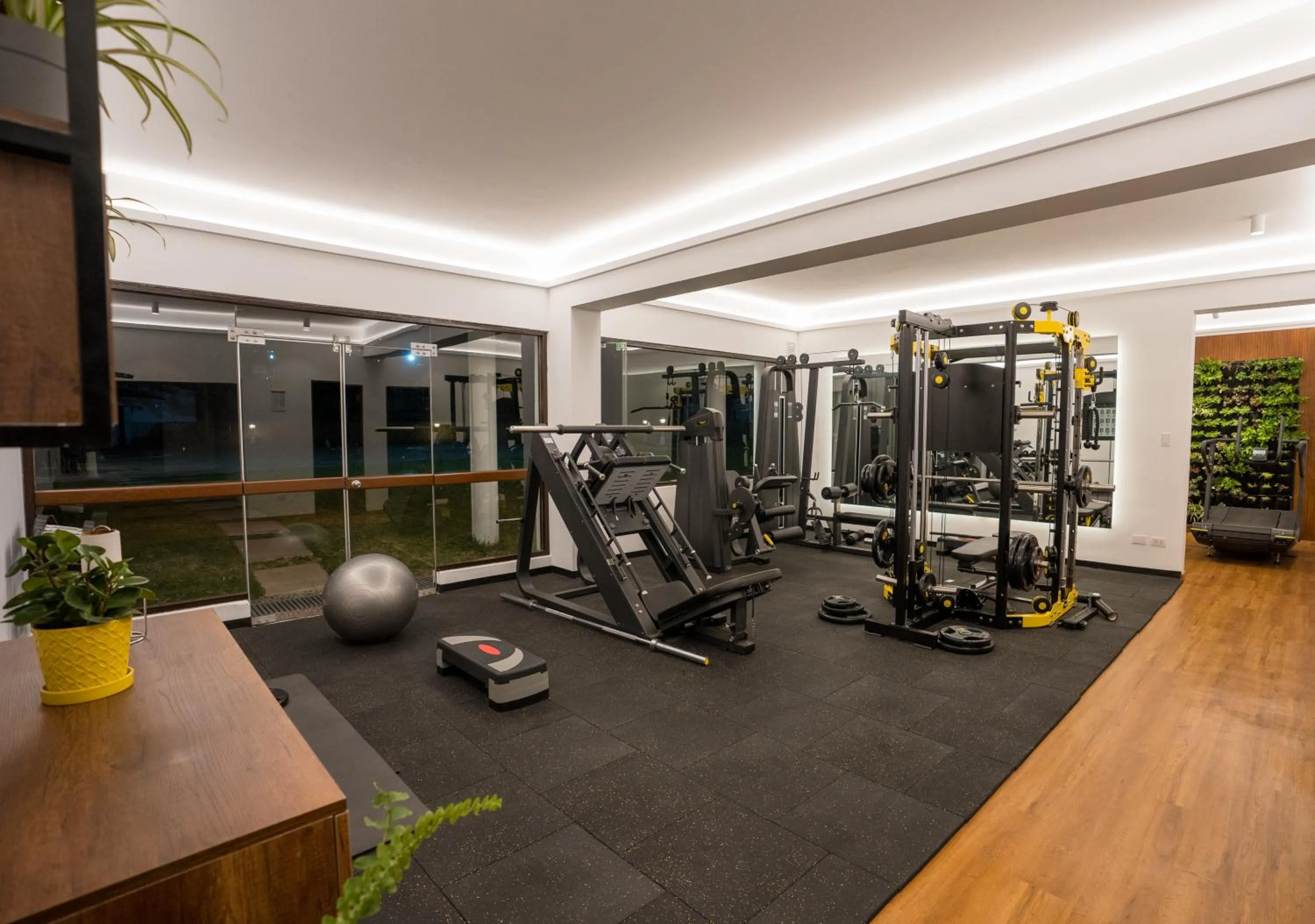 Fitness centre/facilities in BTH Hotel Arequipa Lake