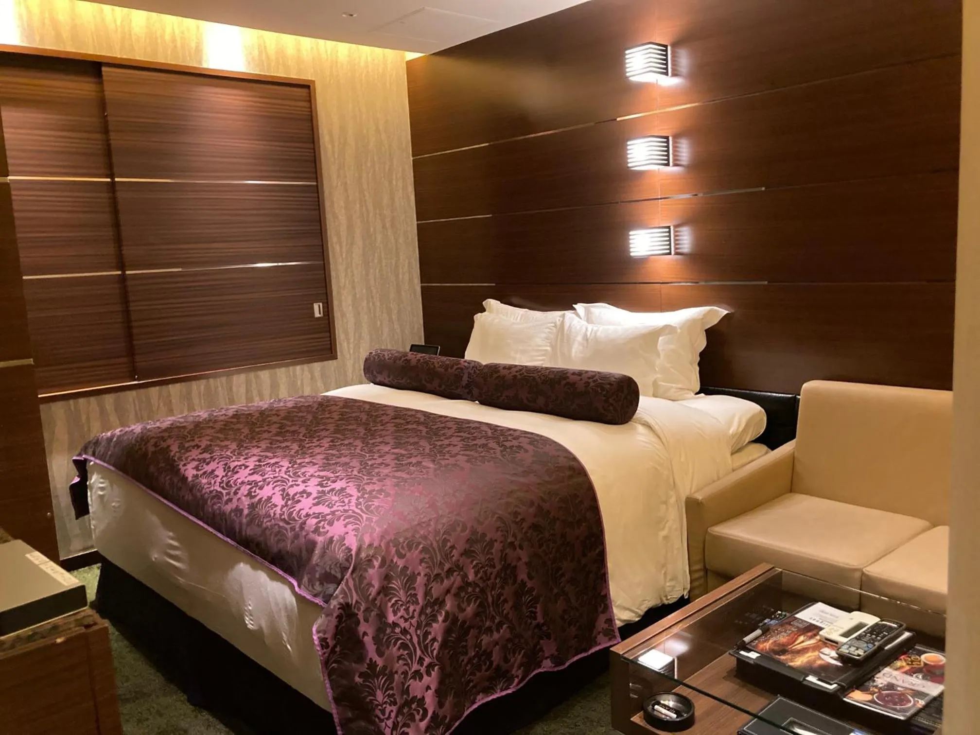 Bedroom, Bed in HOTEL THE GLANZ